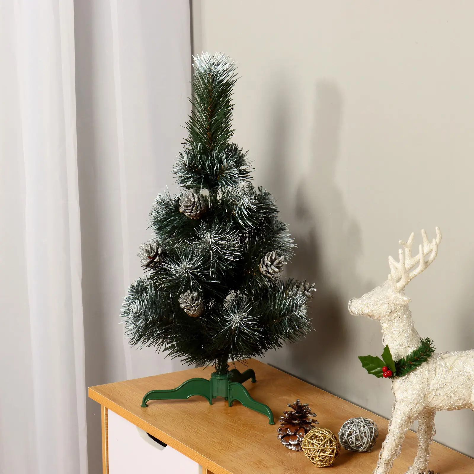 Изображение товара Ель новогодняя искусственная Зимнее волшебство 9294096 Элитная пышная заснеженная 50 см