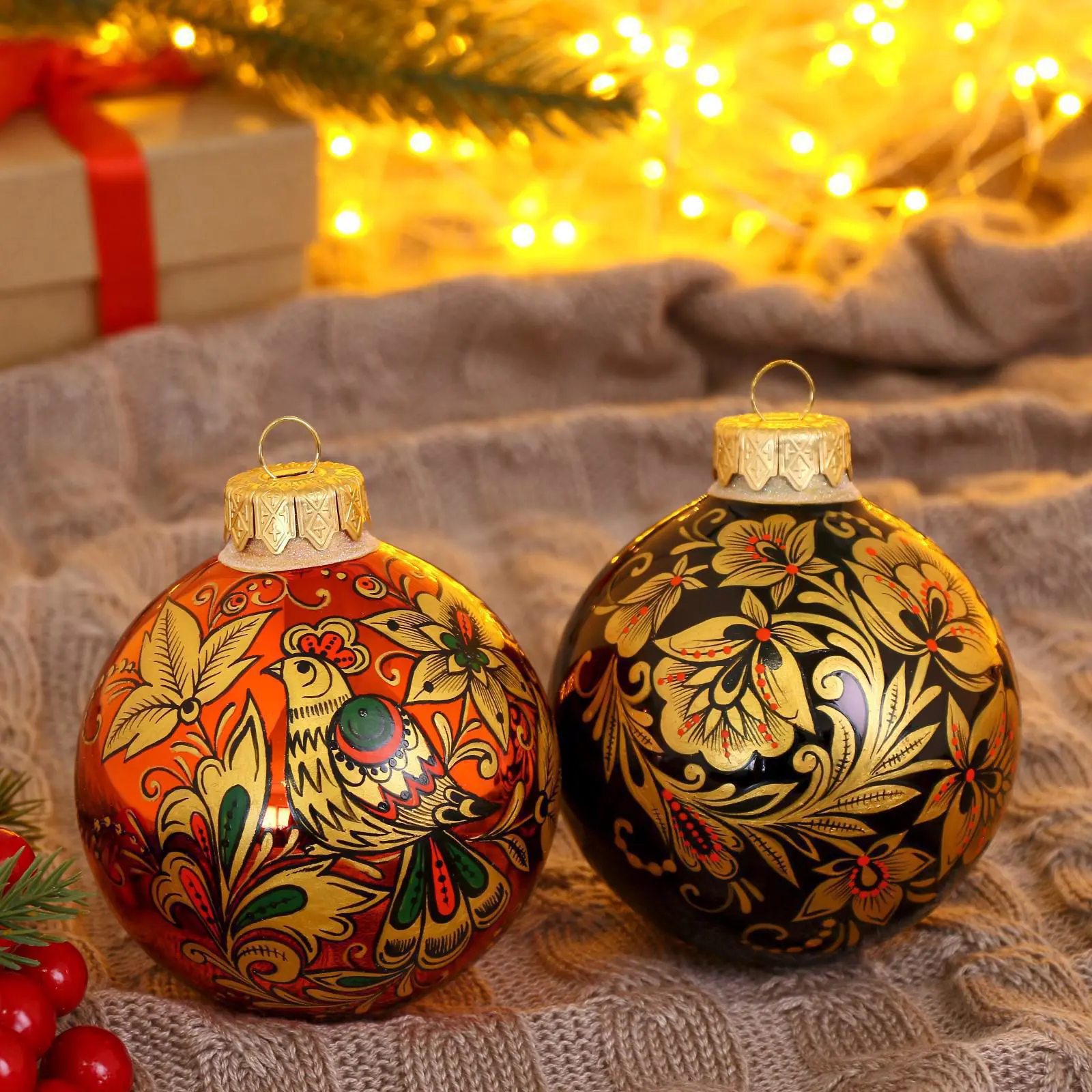 Изображение товара Набор елочных шаров Ферма радости 5182823 Соцветие чудес 8 см стекло жёлтый/золотой 4 шт