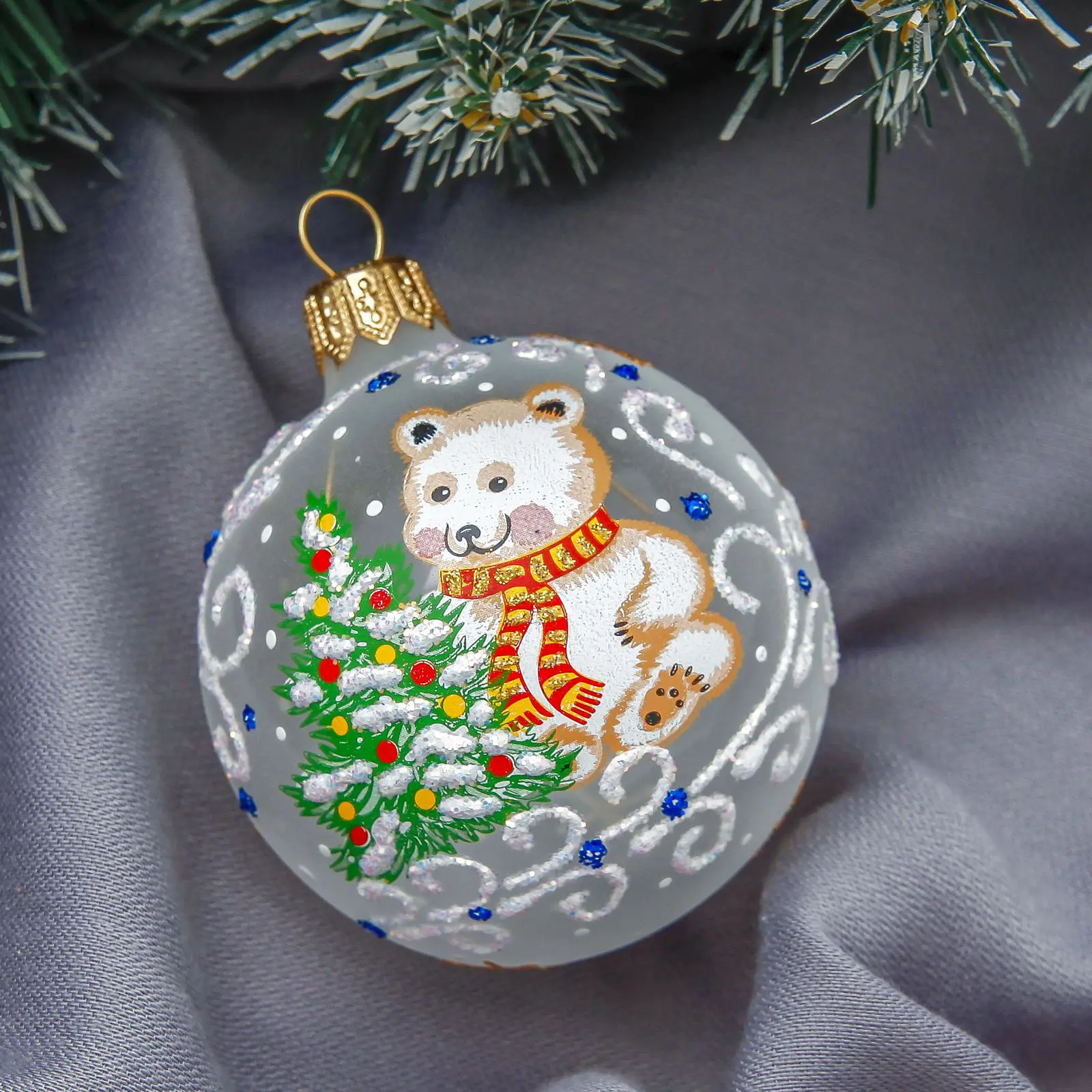 Изображение товара Набор елочных шаров Ёлочка 1485897 Облачко 6 см стекло серый/серебристый 1 шт