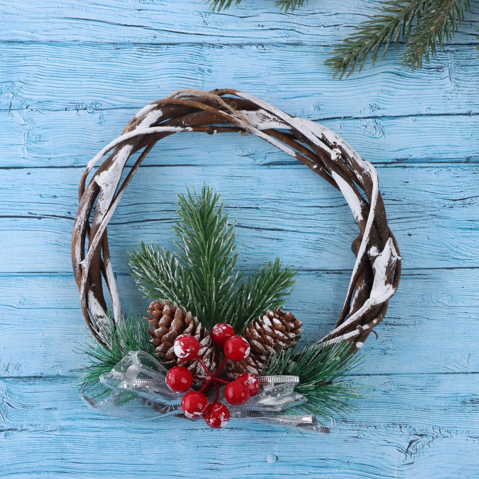 Изображение товара Рождественский венок Зимнее волшебство 6938881 ø 16 см с декором