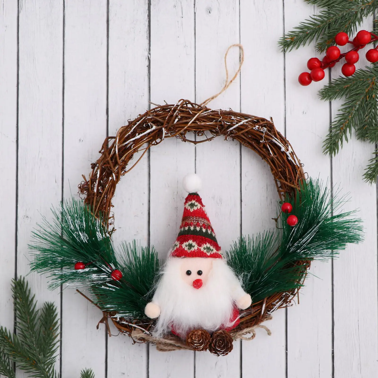 Изображение товара Рождественский венок Зимнее волшебство 6938885 ø 22 см с декором