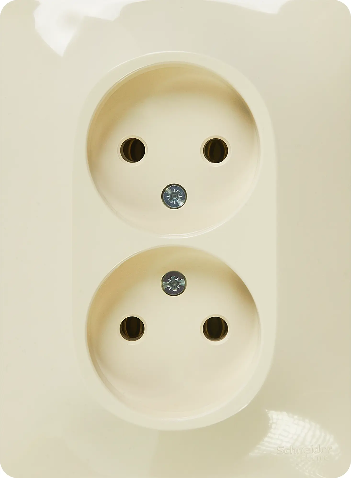 Изображение товара Розетка двойная встраиваемая Schneider Electric Glossa без заземления бежевый