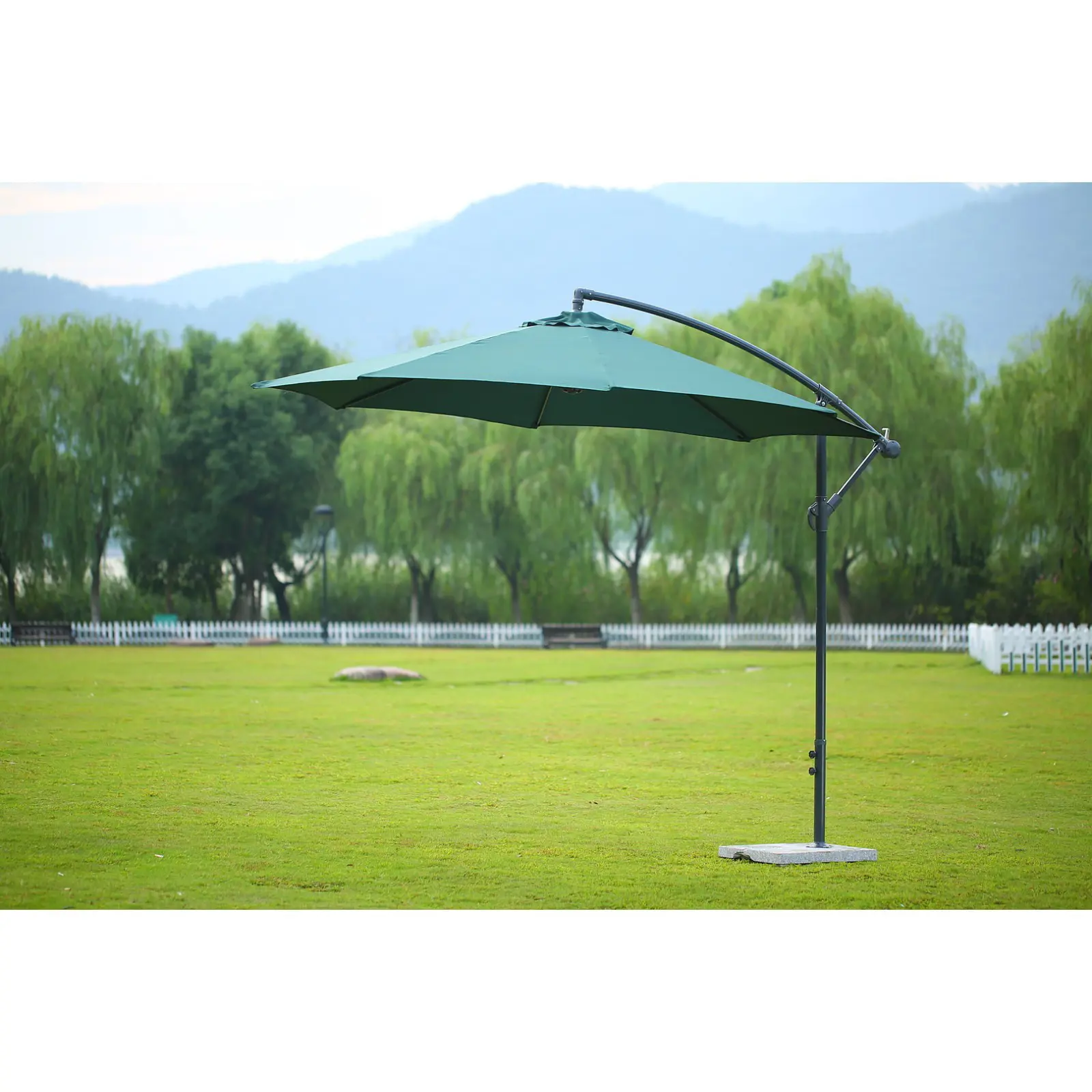 Изображение товара Зонт садовый Maclay d 300 см h 245 см черный/зеленый