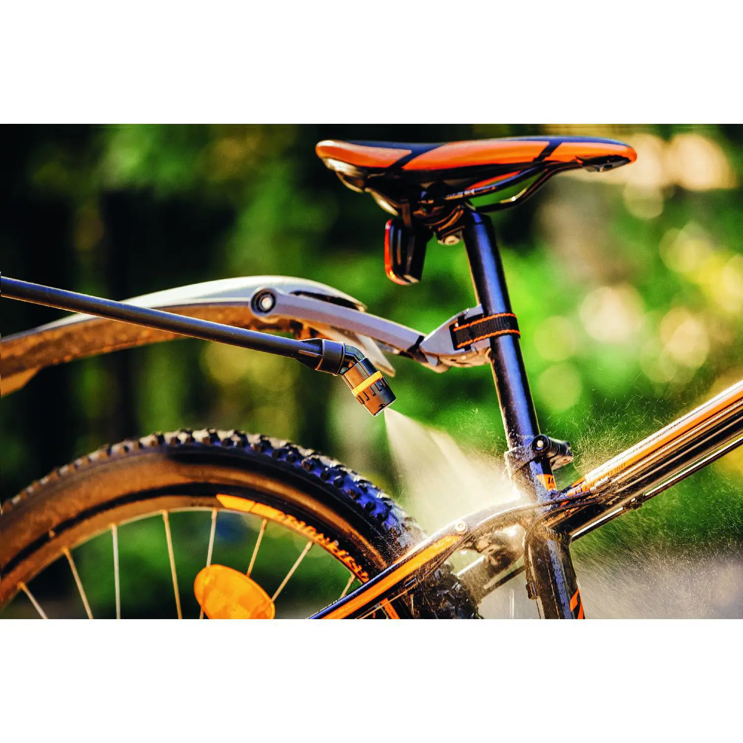 Изображение товара Опрыскиватель садовый Fiskars 221301, 5 л.