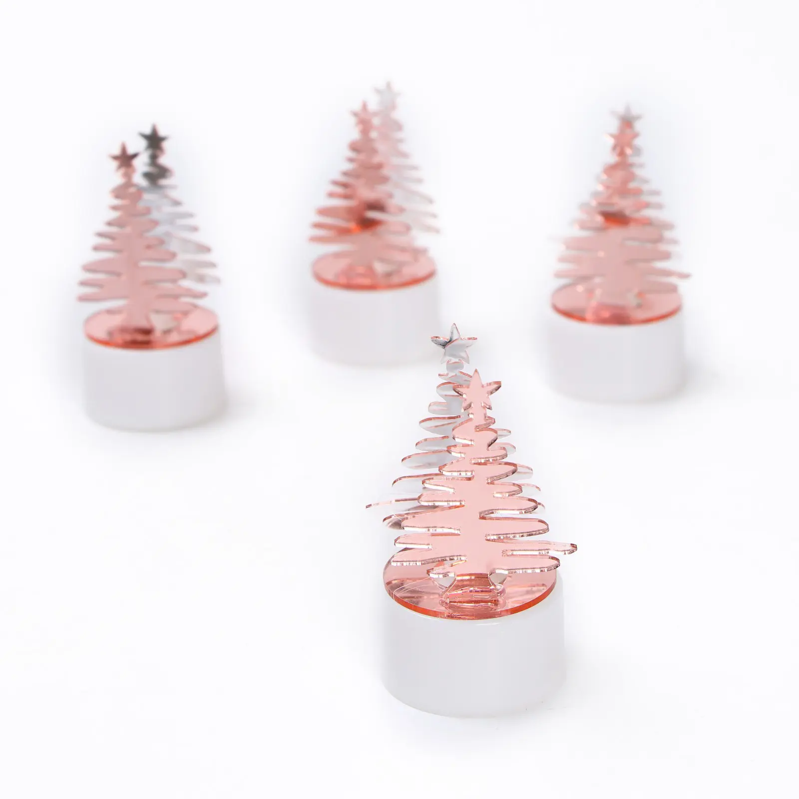 Изображение товара Светящаяся электрическая фигура Елочка для дома Simaland h 0 см разноцветный