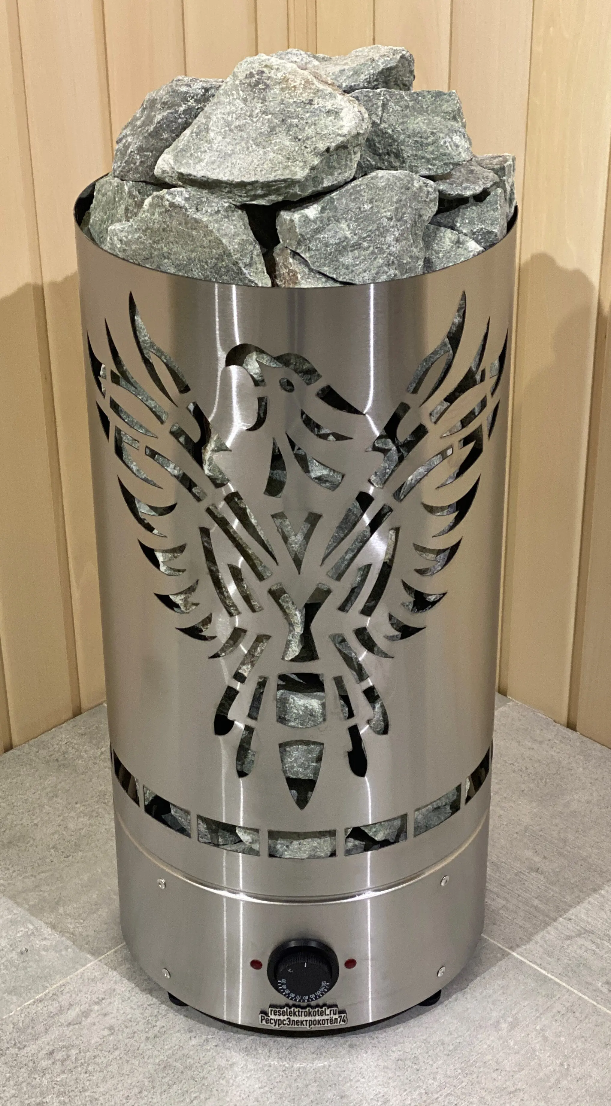 Изображение товара Электрокаменка РЭК Феникс Плюс 4.5кВт 8м³