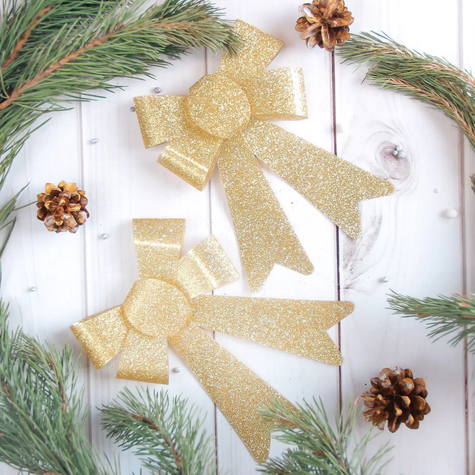 Изображение товара Набор елочных игрушек Бант Зимнее волшебство 2371274 13 см жёлтый/золотой 2 шт