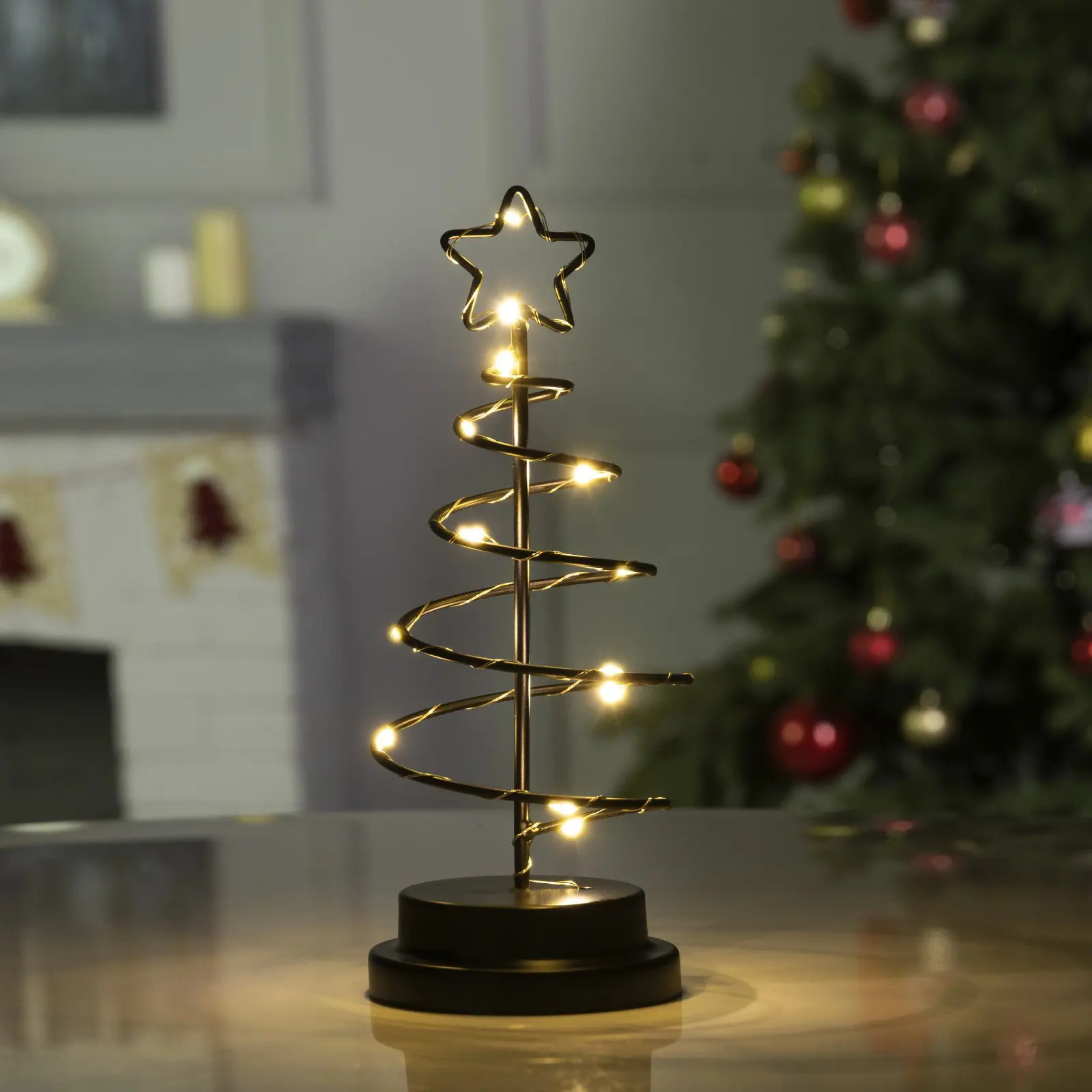 Изображение товара Светящаяся электрическая фигура Ёлка чёрная для дома Luazon lighting h 12 см разноцветный