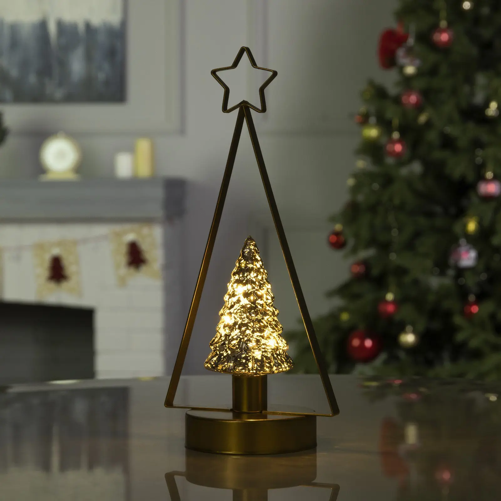 Изображение товара Светящаяся электрическая фигура Ёлка золотистая для дома Luazon lighting h 14 см разноцветный