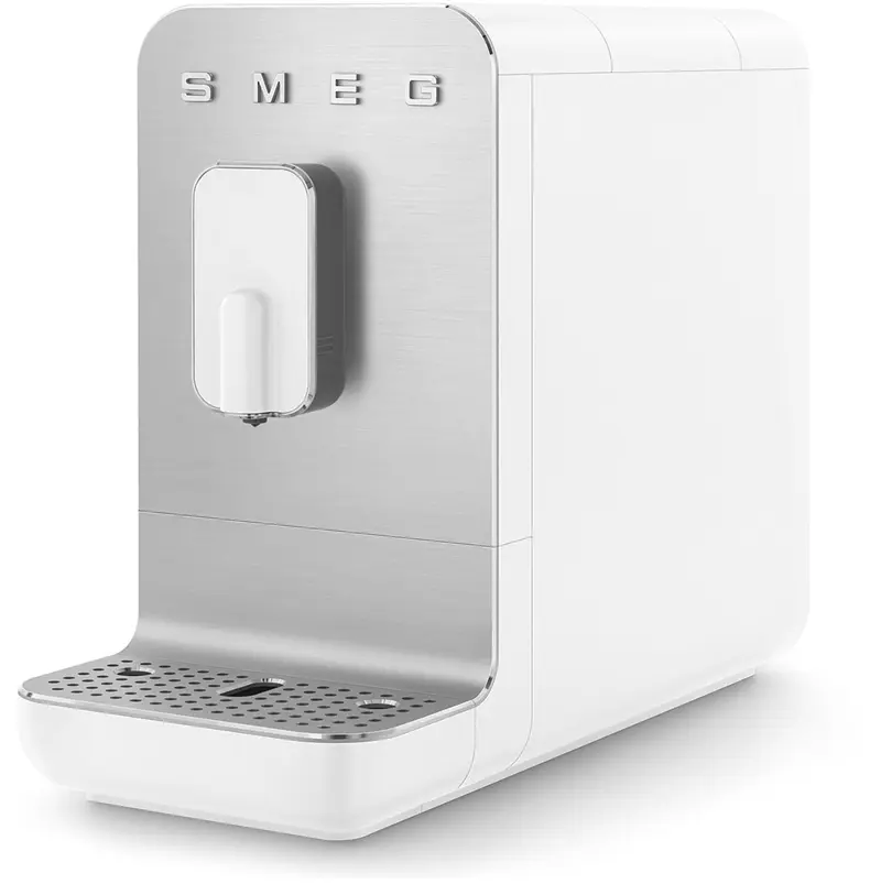 Изображение товара Электрическая кофемашина Smeg BCC01WHMEU 18x43.3x33.6 см цвет белый