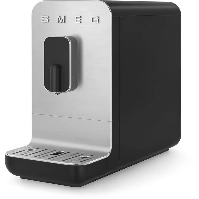 Изображение товара Электрическая кофемашина Smeg BCC01BLMEU 18x43.3x33.6 см цвет черный