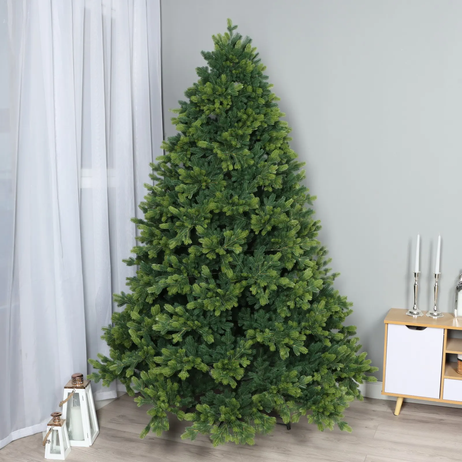 Изображение товара Ель новогодняя искусственная Max christmas Иркутская 210 см