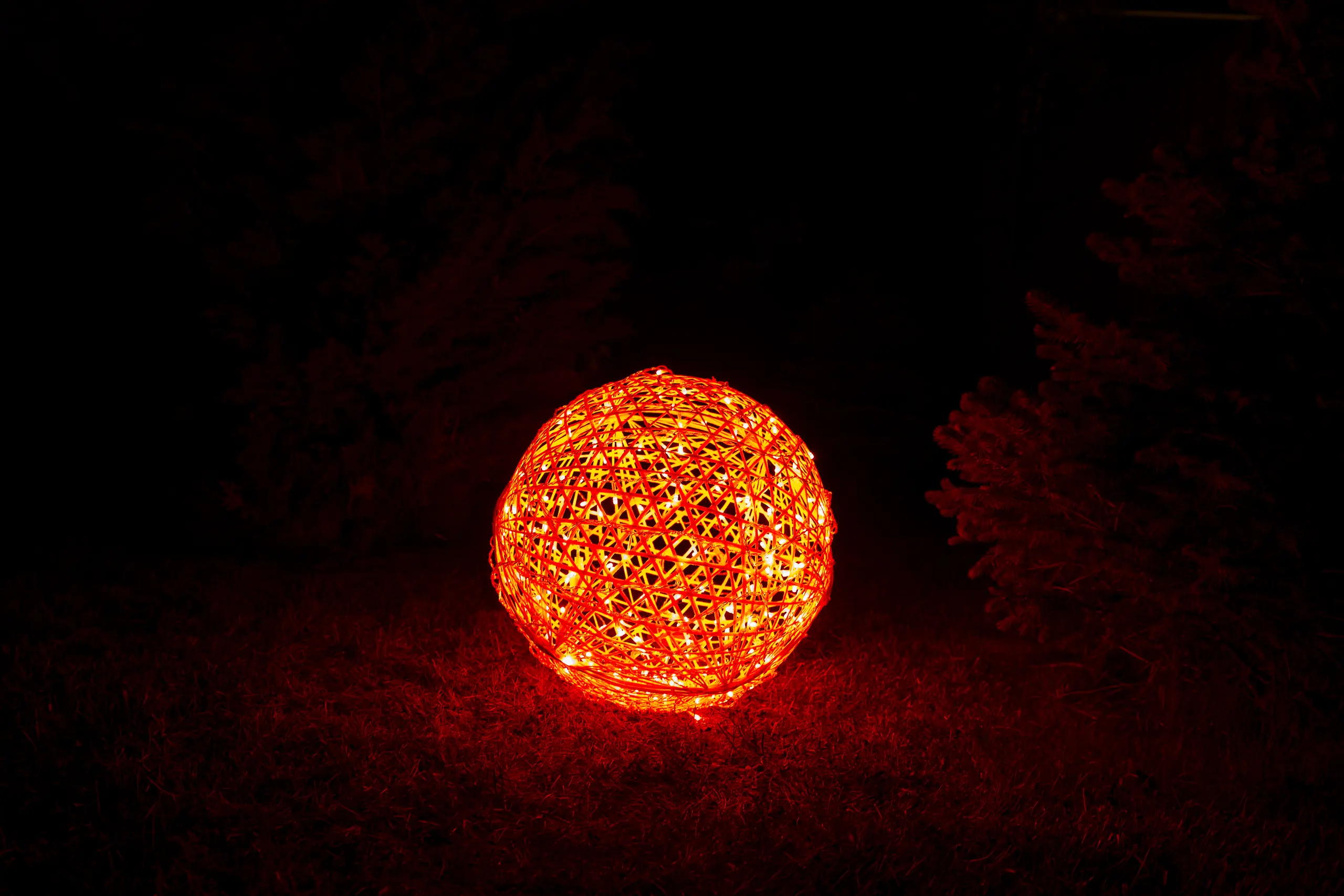 Изображение товара Электрическая светящиеся фигура Шар 200 LED 120x120x120 см теплый белый свет