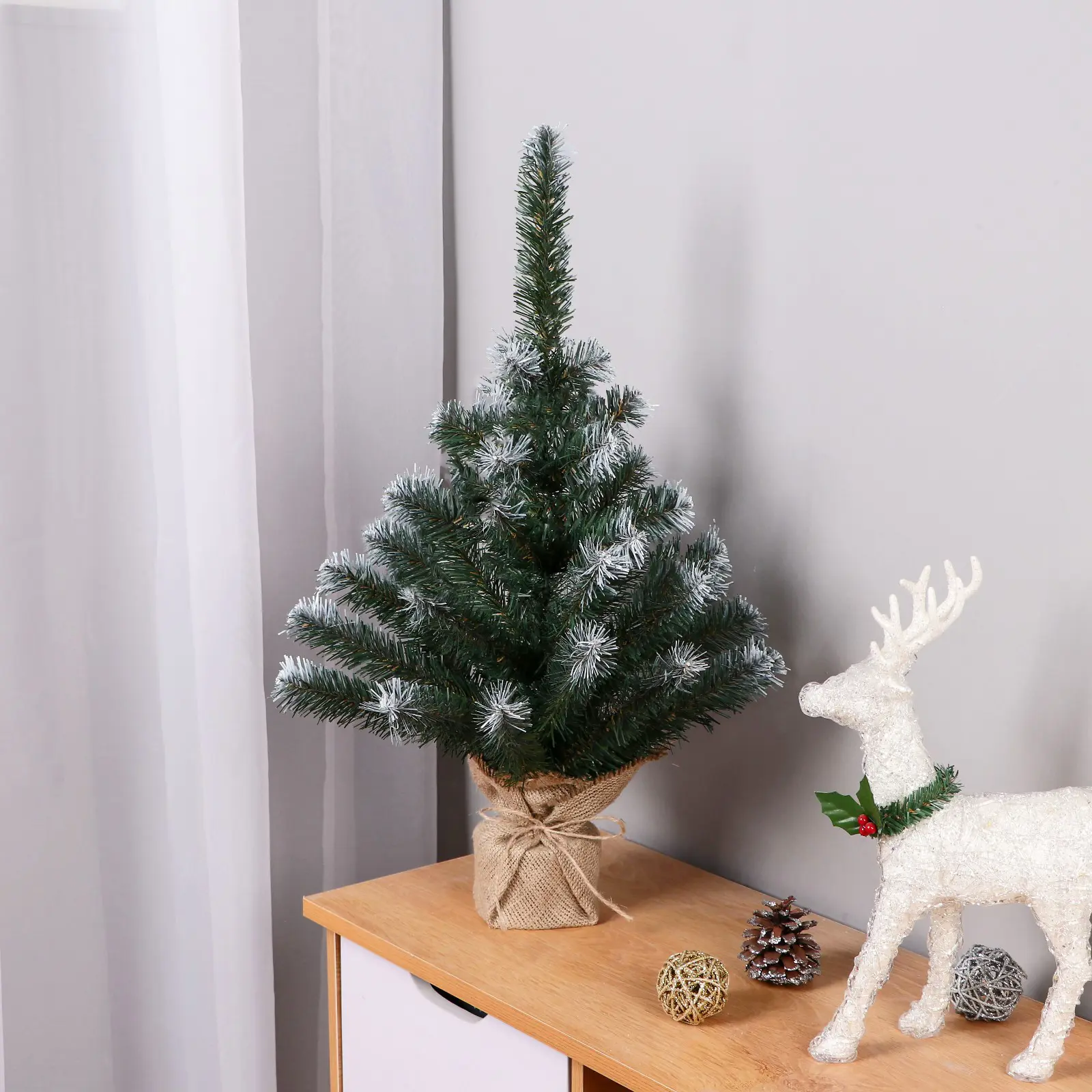 Изображение товара Ель новогодняя искусственная Simaland 10111375 Классическая белоснежная заснеженная 65 см