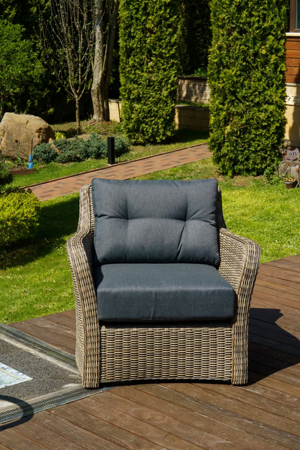 Изображение товара Кресло садовое Besta fiesta Besta_Venice_chair_brown ВЕНЕЦИЯ 96 см x 90 см x 86 см искусственный ротанг коричневый