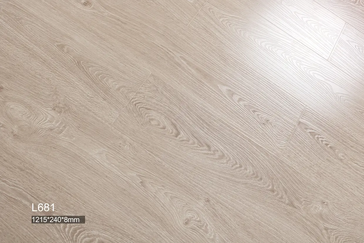 Изображение товара Ламинат Profield Ideal plus Дуб Виттория 34 класс толщина 8 мм с фаской 2.61 м², цена за упаковку