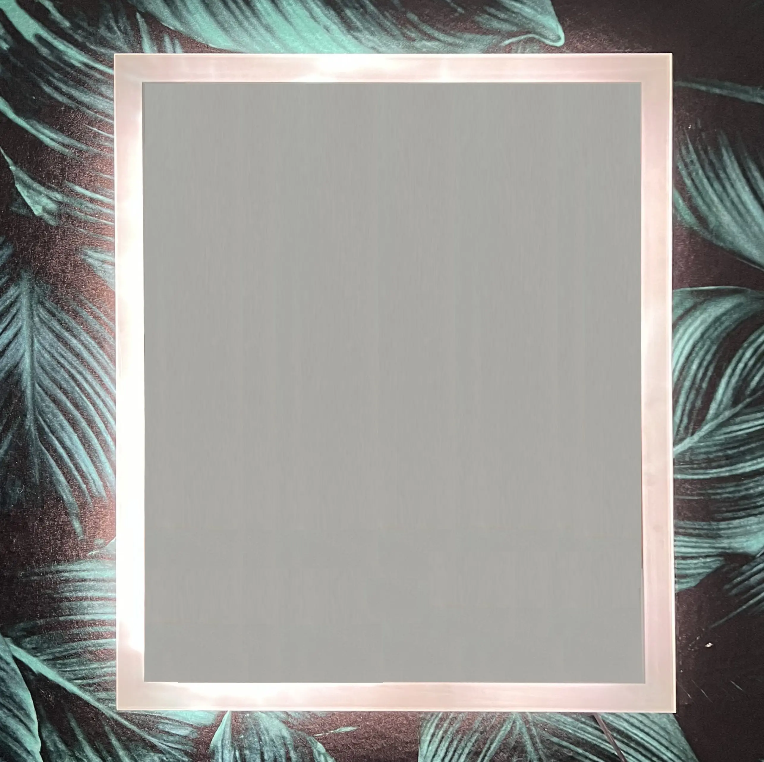 Изображение товара Зеркало для ванной Alfa mirrors Niko lite 56 Niko-56AVzVd-lite с подсветкой 50x60см