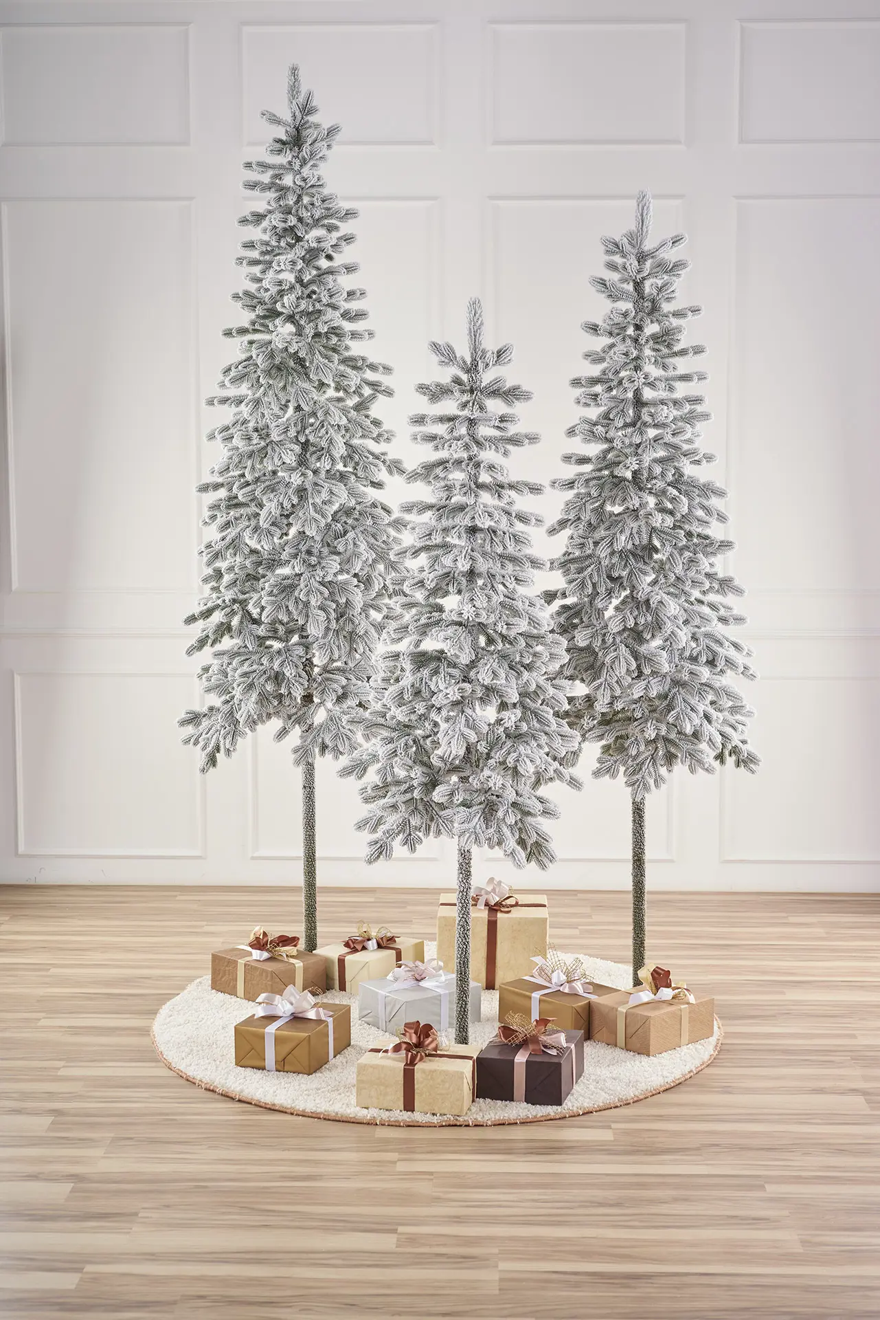 Изображение товара Ель новогодняя искусственная Max christmas Королева тянь шаня заснеженная 180 см