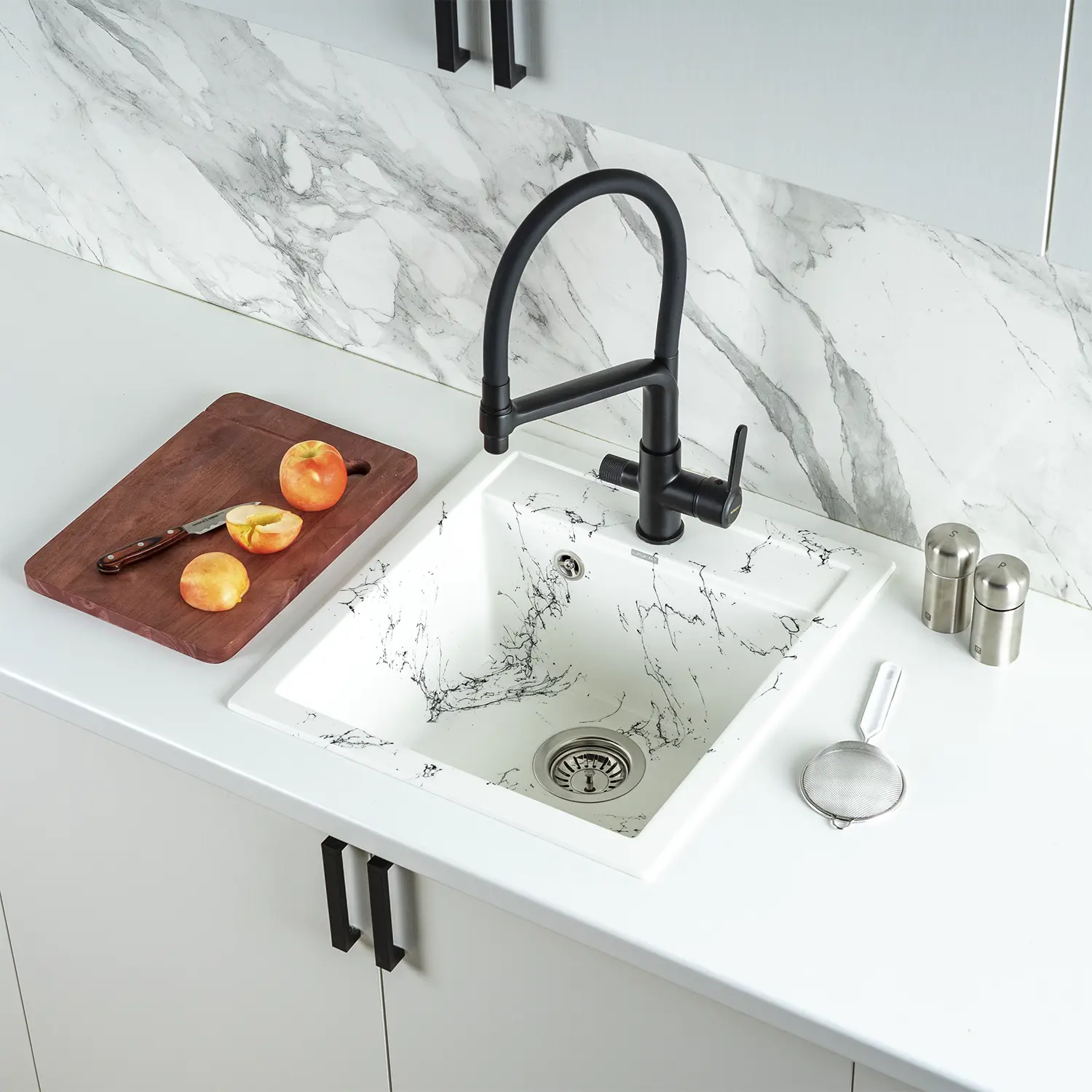 Изображение товара Мойка для кухни из искусственного камня Wisent WA45-12 Мрамор Бело-черный 50x45 см