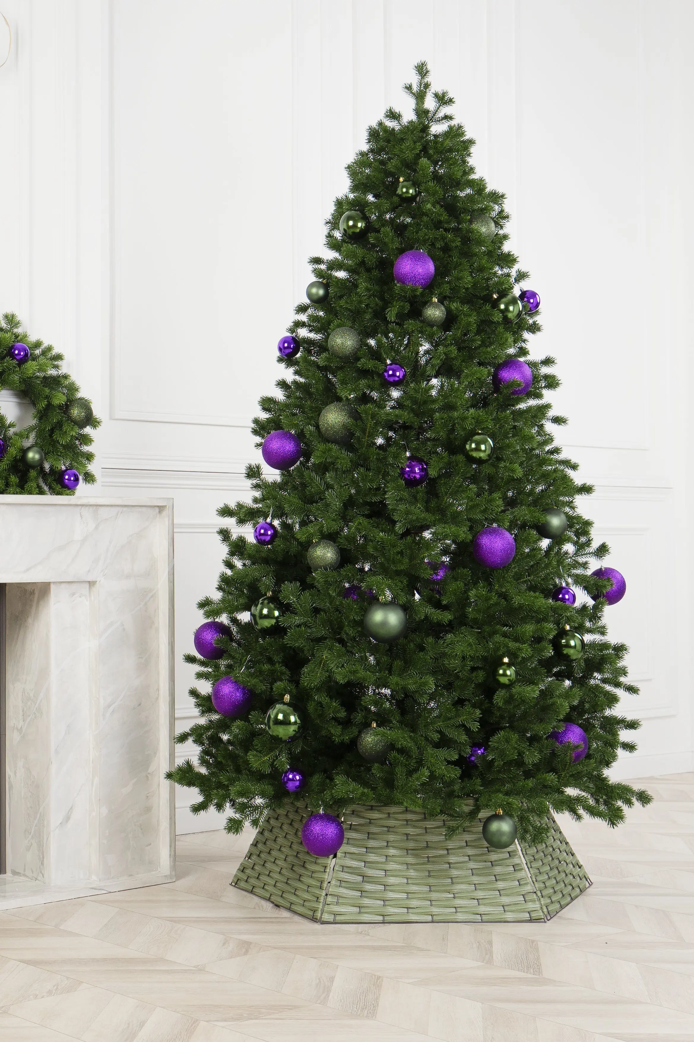 Изображение товара Искусственная елка Crystal trees KPt-10250 Метелица 250 см