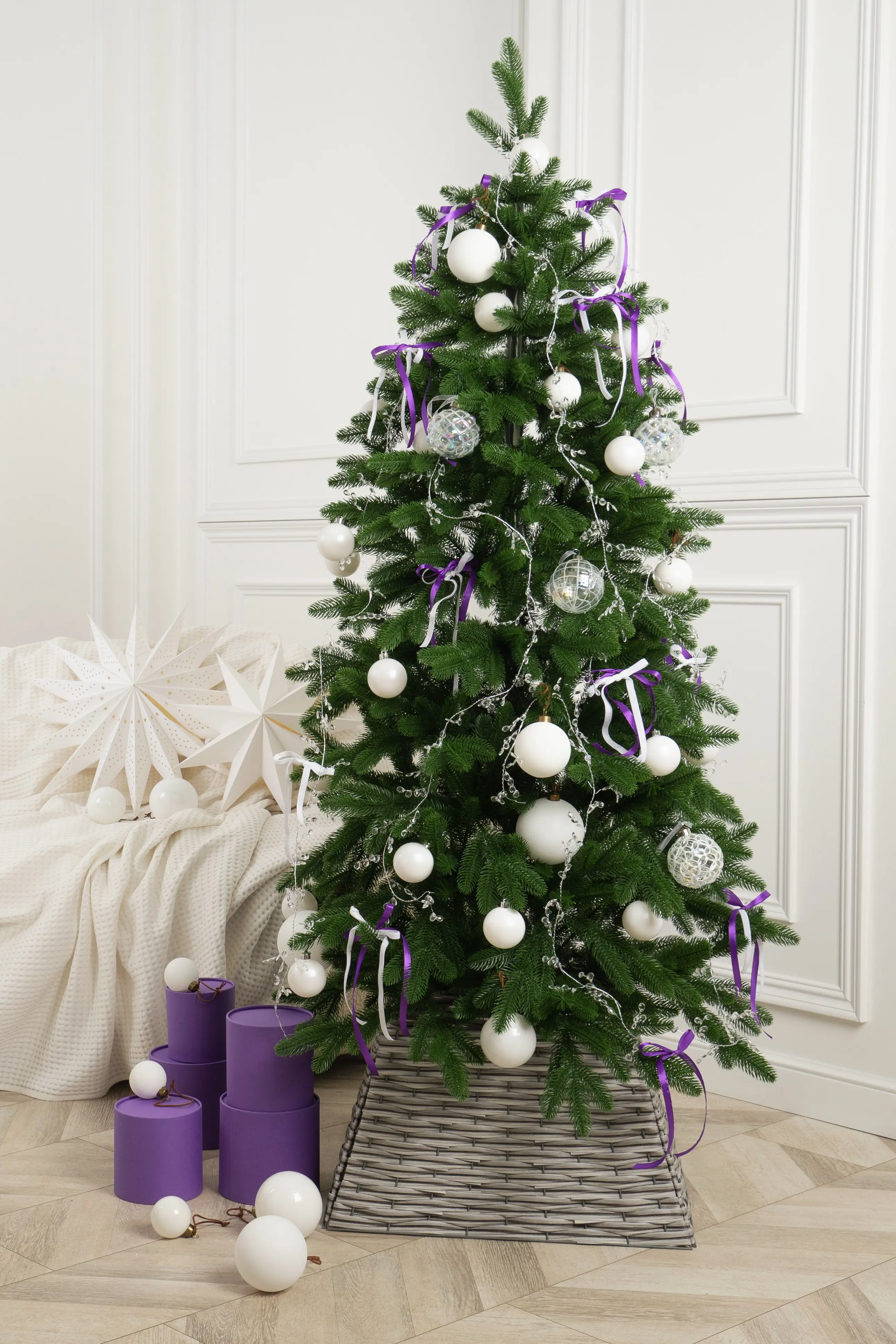 Изображение товара Искусственная елка Crystal trees KPb-52210 Ясона 210 см