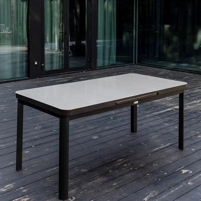 Изображение товара Стол садовый Royal Family Ludwig 180-240 см алюминий закаленное стекло черный