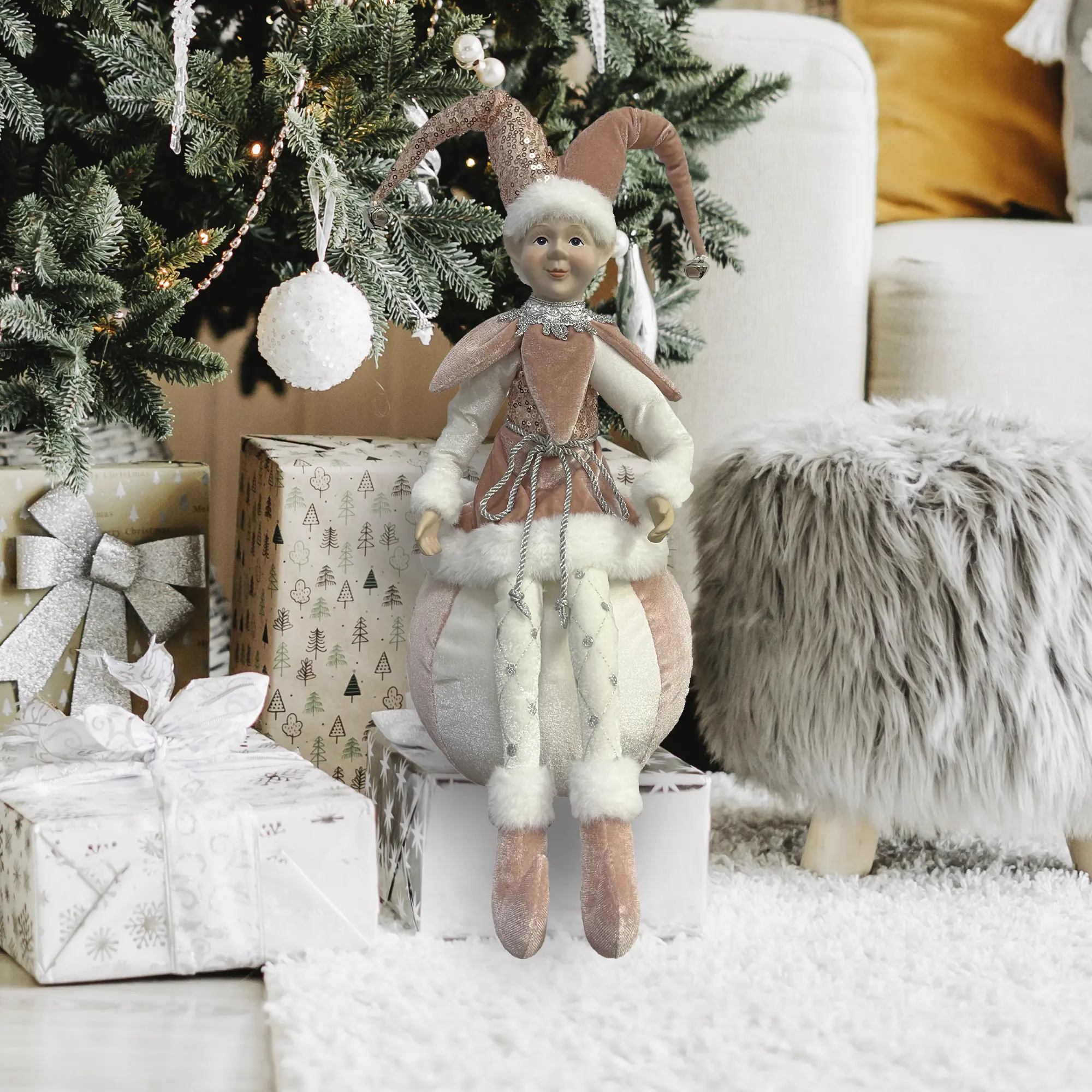 Изображение товара Декоративная фигура кукла Арлекин на шаре 40.5x20 см розовый