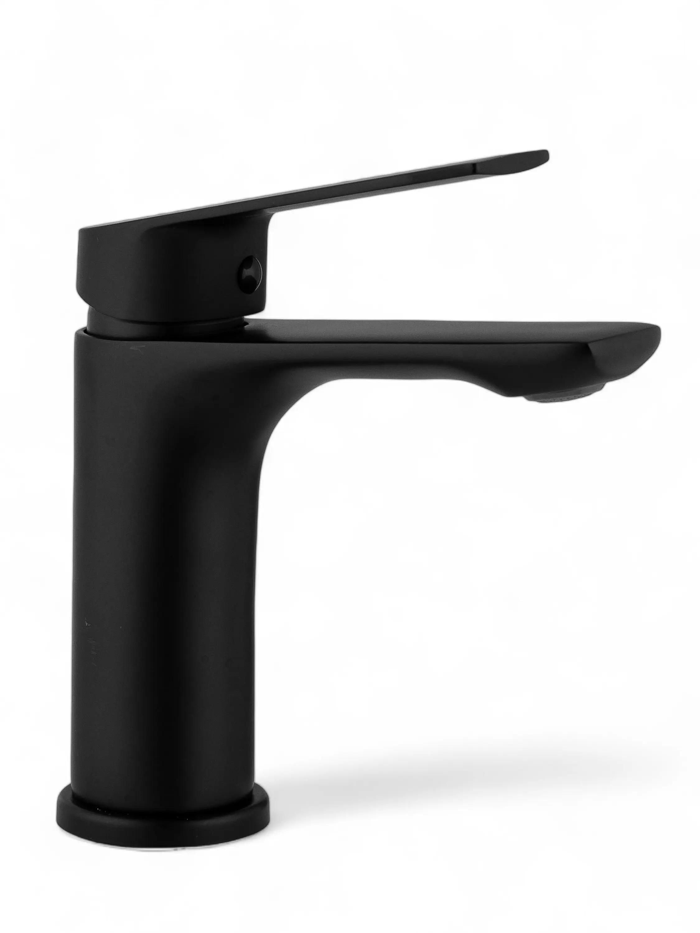 Изображение товара Смеситель для раковины POTATO P10167-6 цвет черный матовый