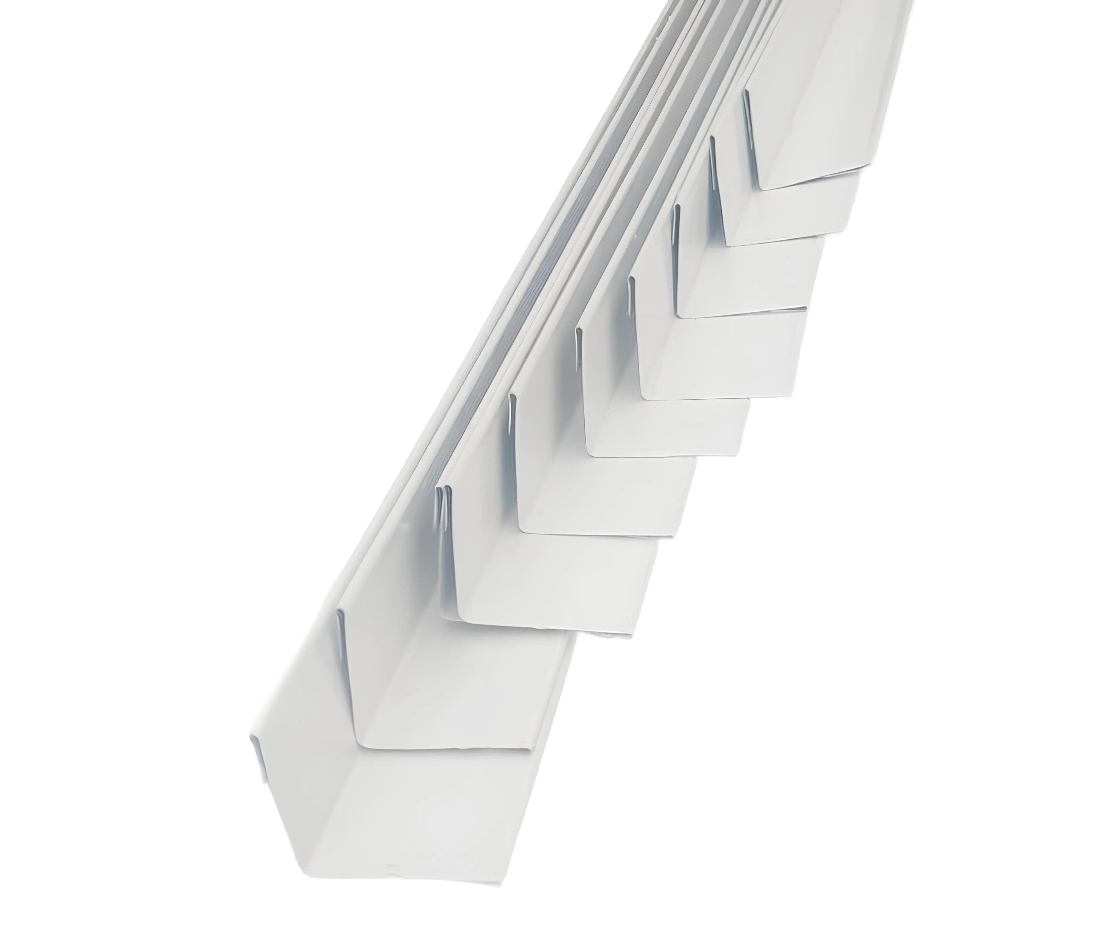 Изображение товара Профиль внутренний угловой Айскул Групп 50x50 мм для кровли из стали с полиэстеровым покрытием 20 п