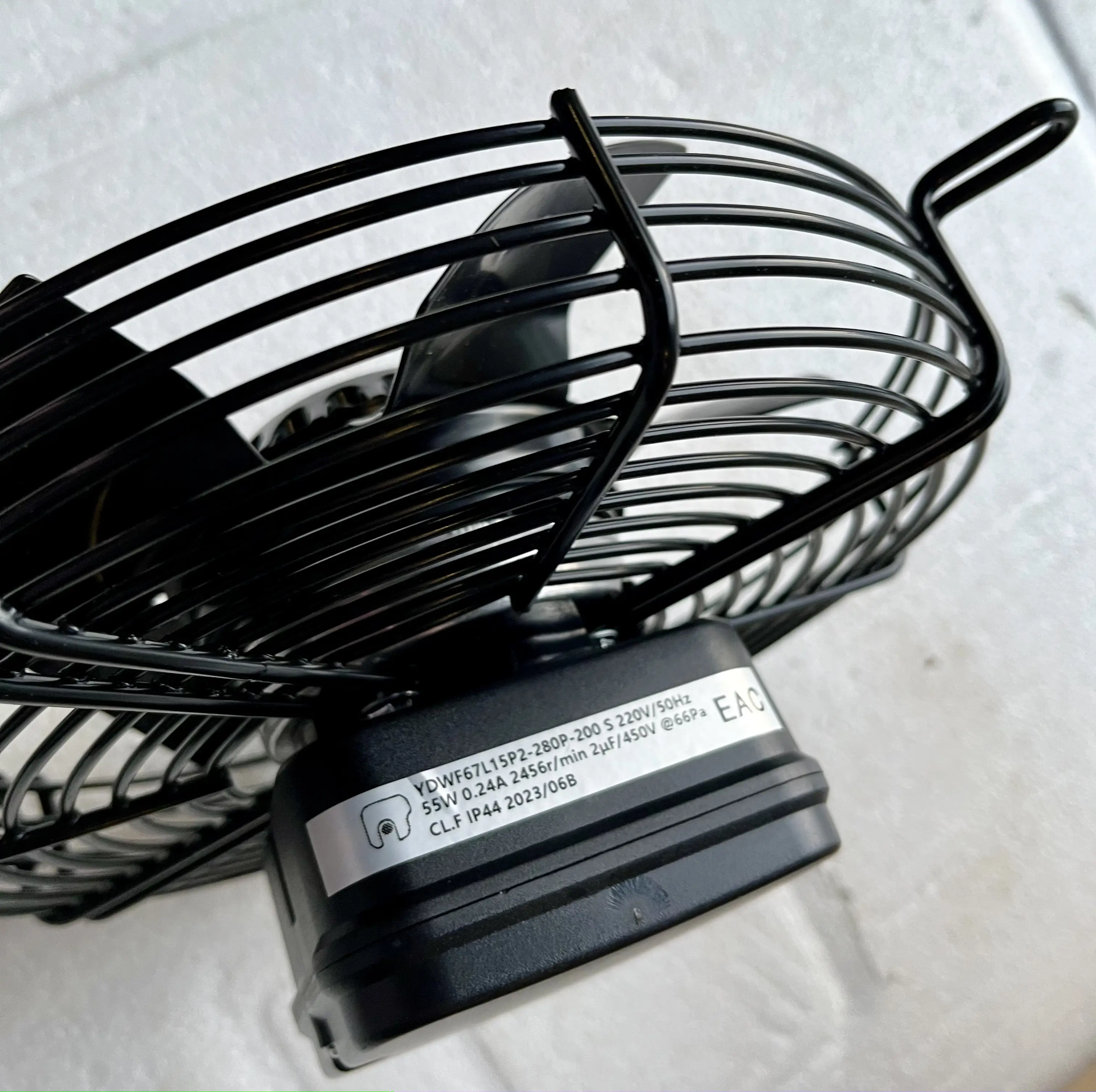 Изображение товара Вентилятор осевой вытяжной MAER YDWF67L15P2 200 мм 66 дБ 759 м³/ч черный