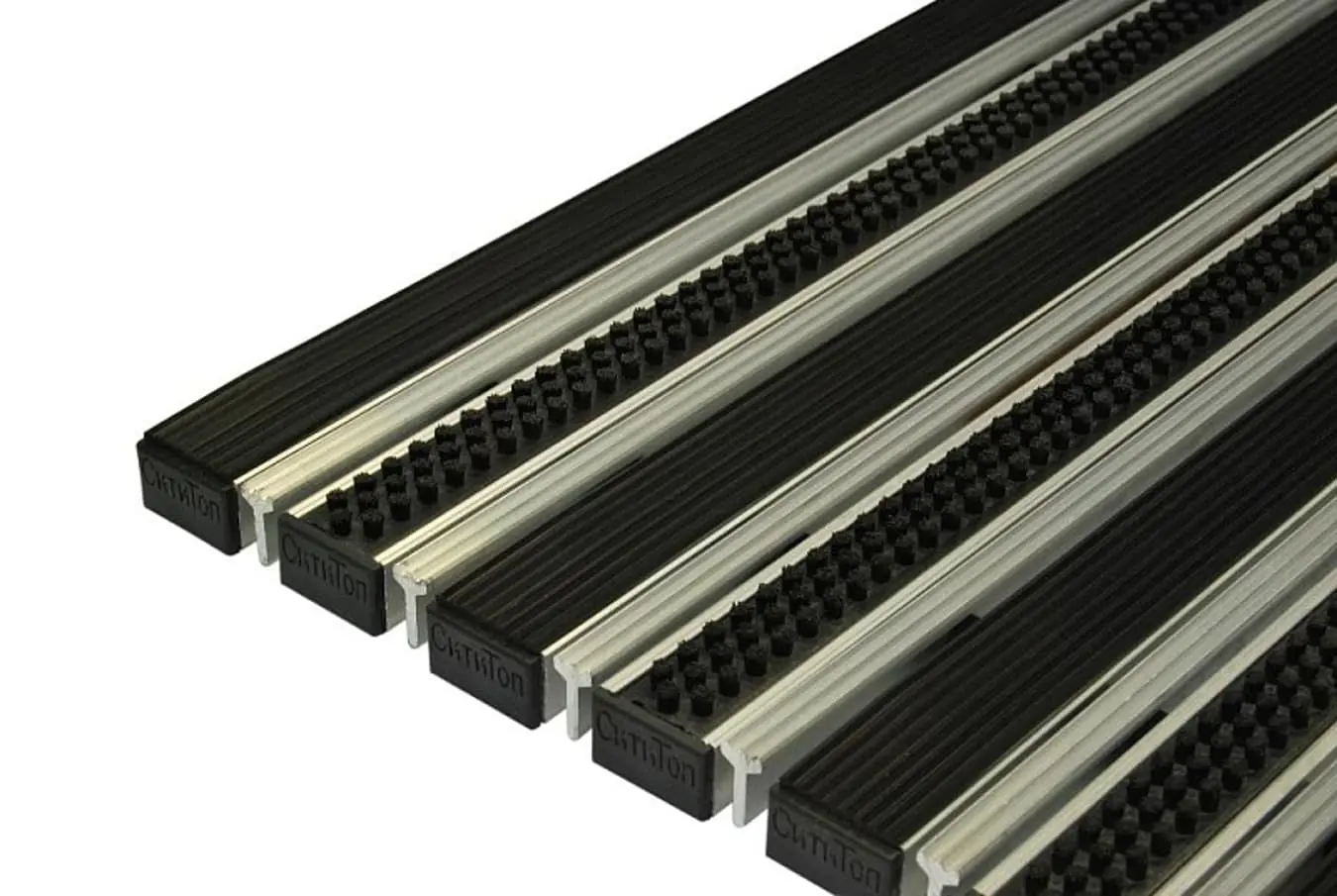 Изображение товара Придверная решетка СитиТоп бруш+резина+скребок 59x39 см