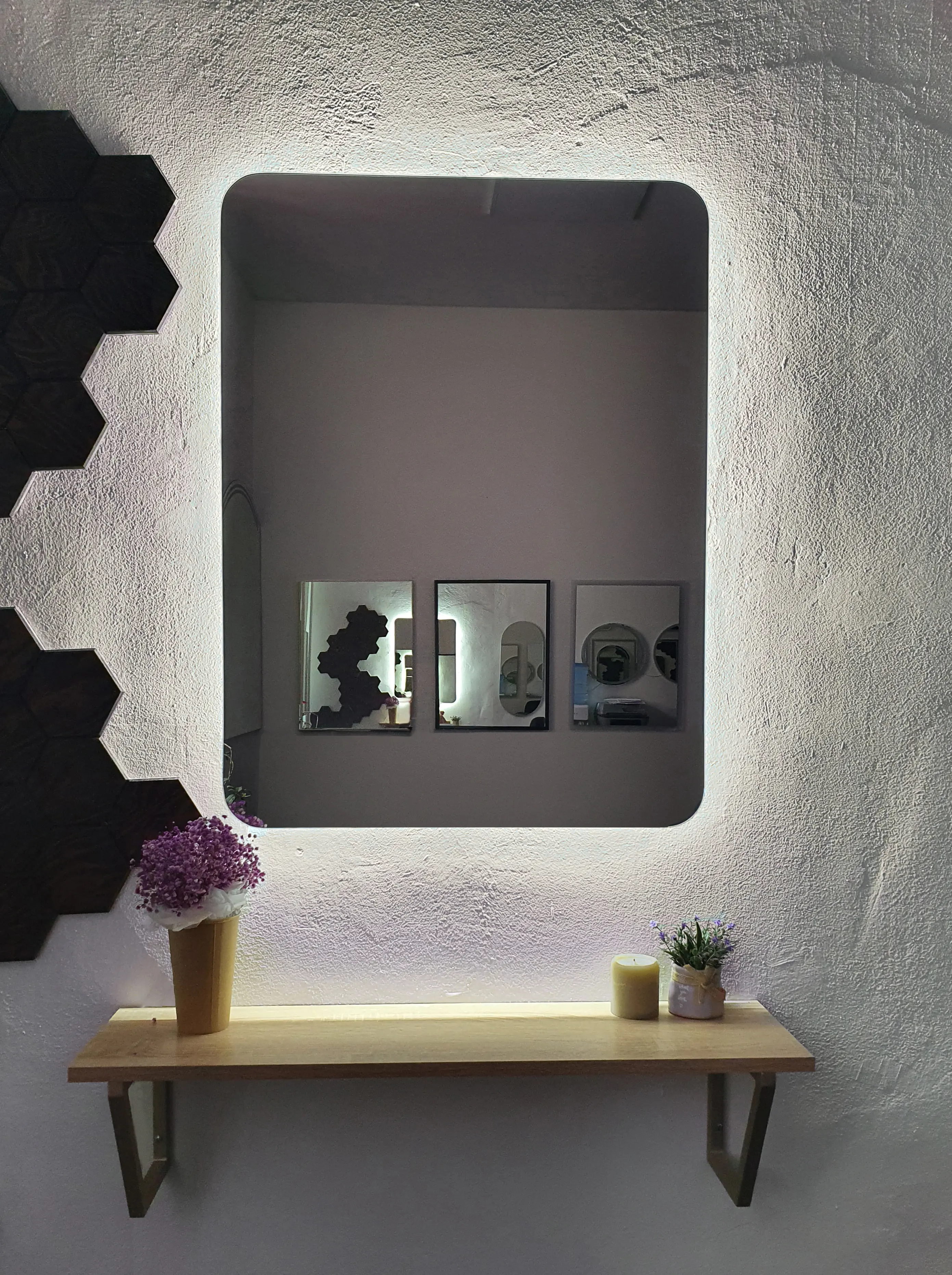 Изображение товара Зеркало для ванной Alfa mirrors Olga 57 Ol-57Vzd с подсветкой 50x70см