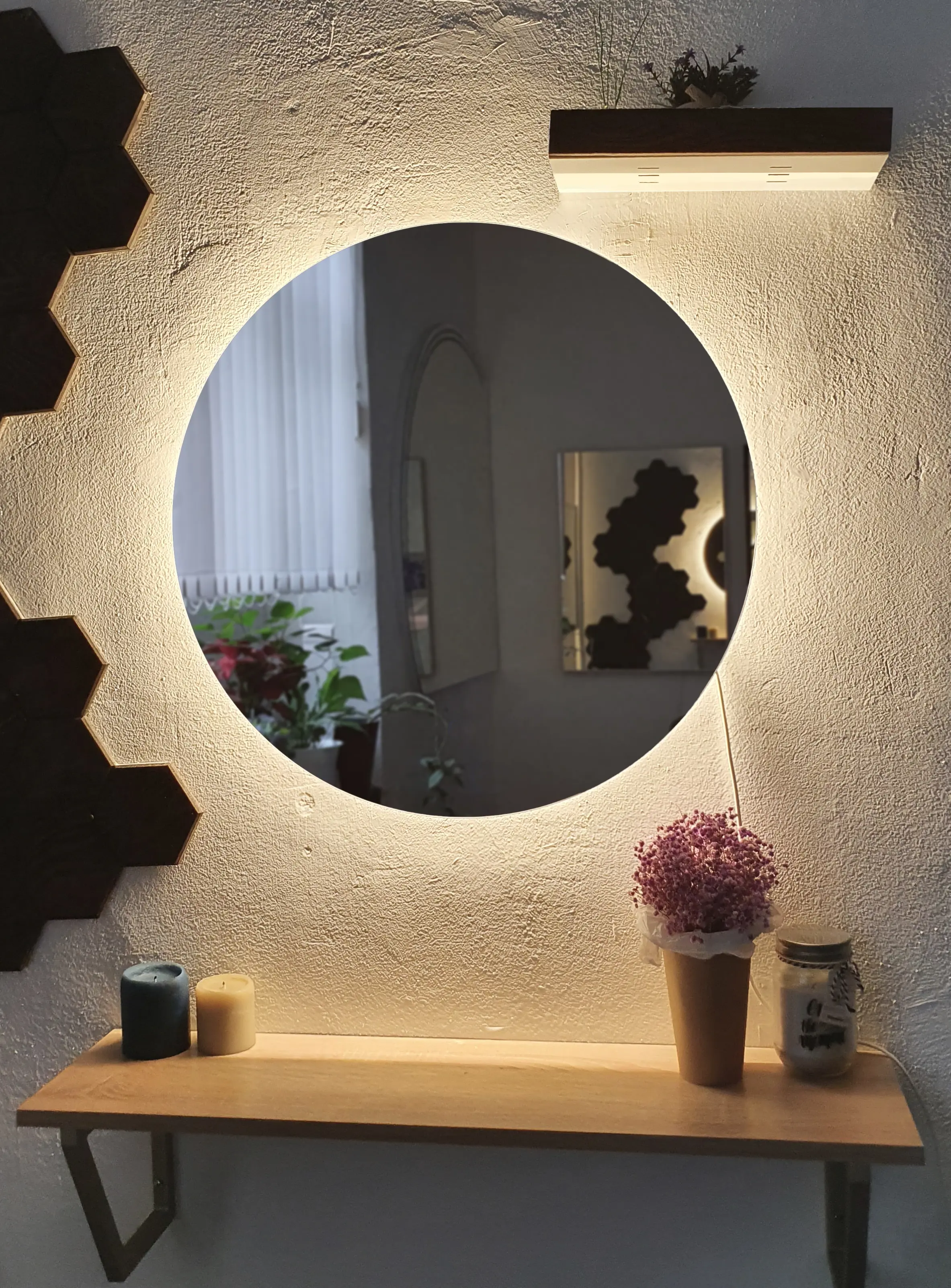 Изображение товара Зеркало для ванной Alfa mirrors Gna-5 GNa-5AVzVd с подсветкой 50x50см