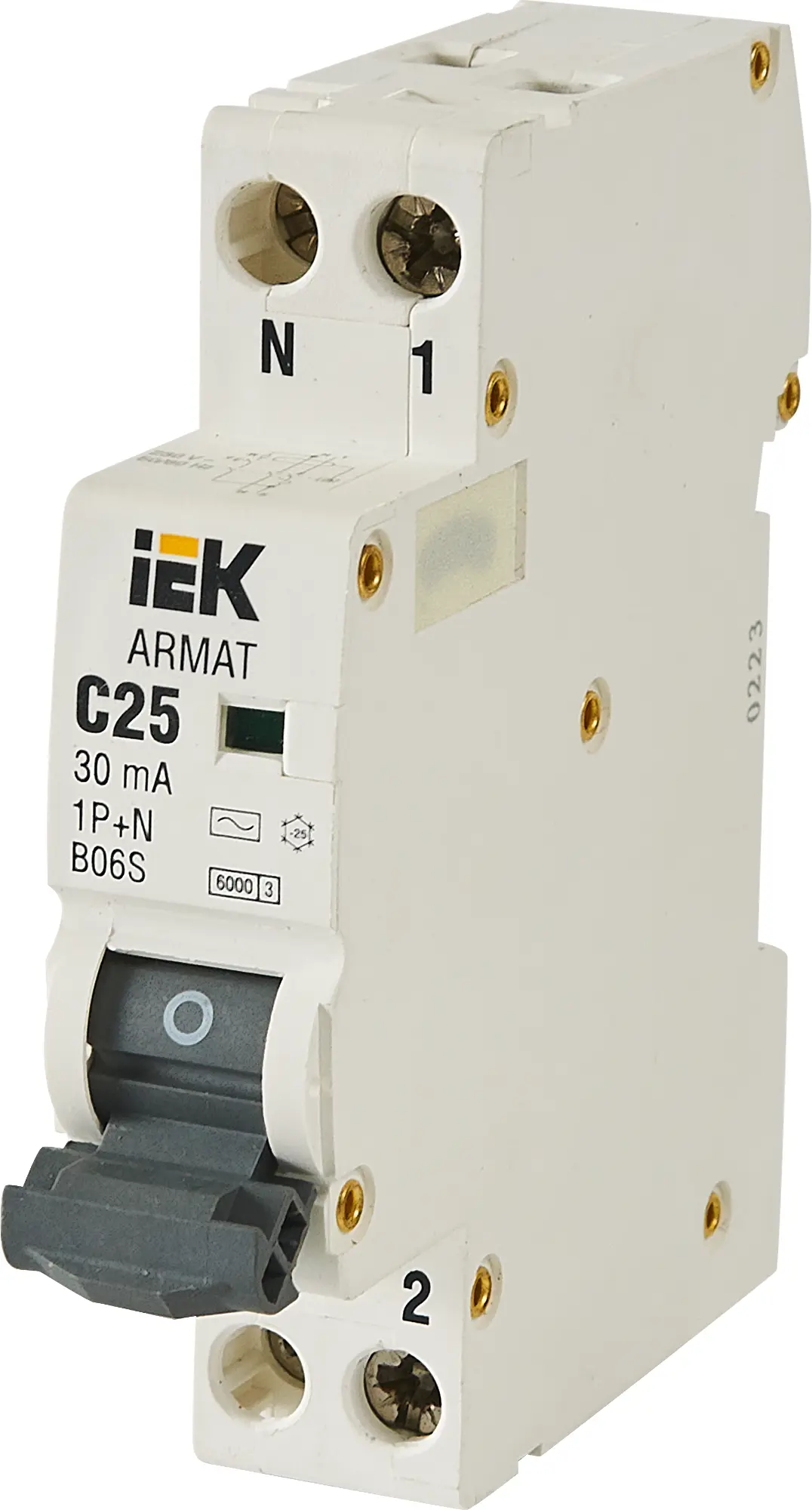 Изображение товара Дифференциальный автомат IEK Armat B06S 1P C25 А 30 мА 6 кА