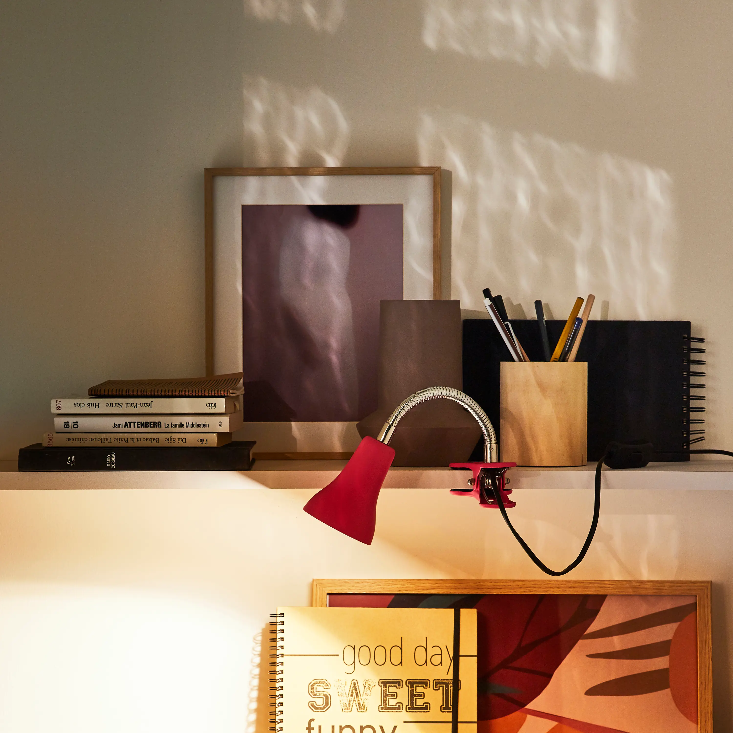 Изображение товара Рабочая лампа на прищепке Inspire цвет розовый