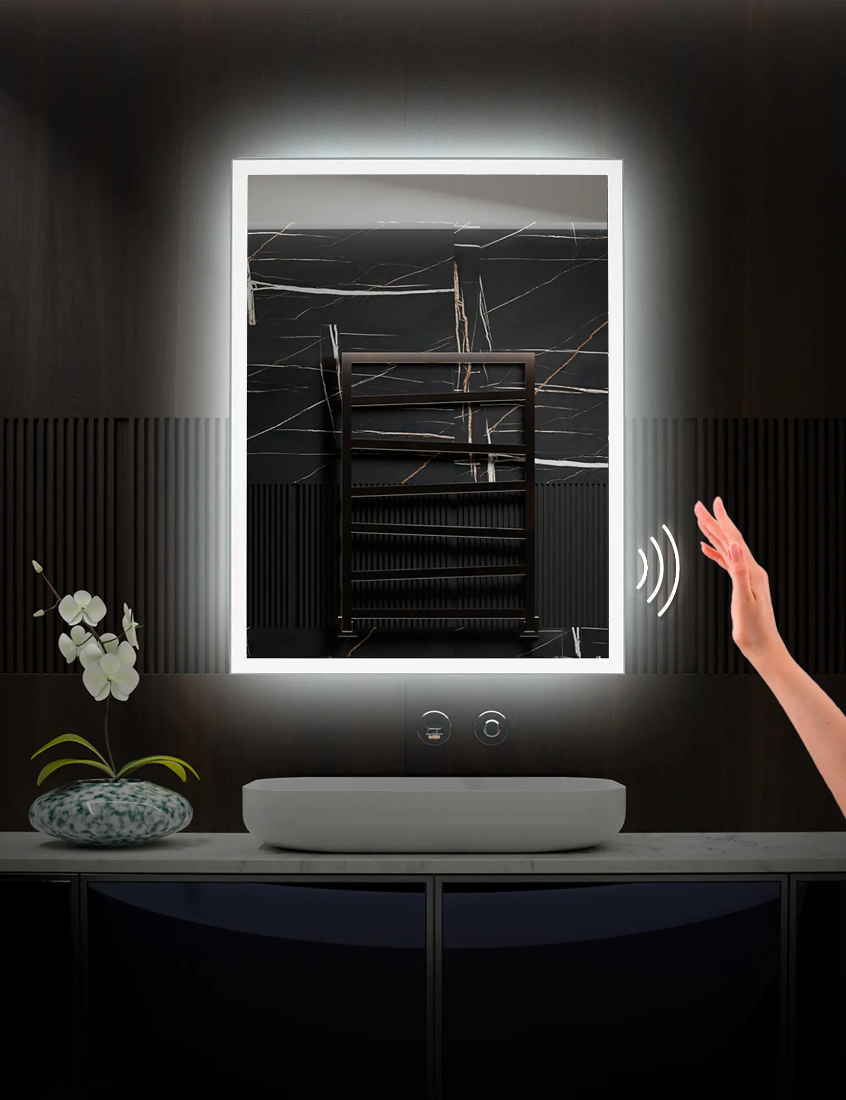 Изображение товара Зеркало для ванной Alfa mirrors Niko-68 Niko-68Avzh с подсветкой 60x80см