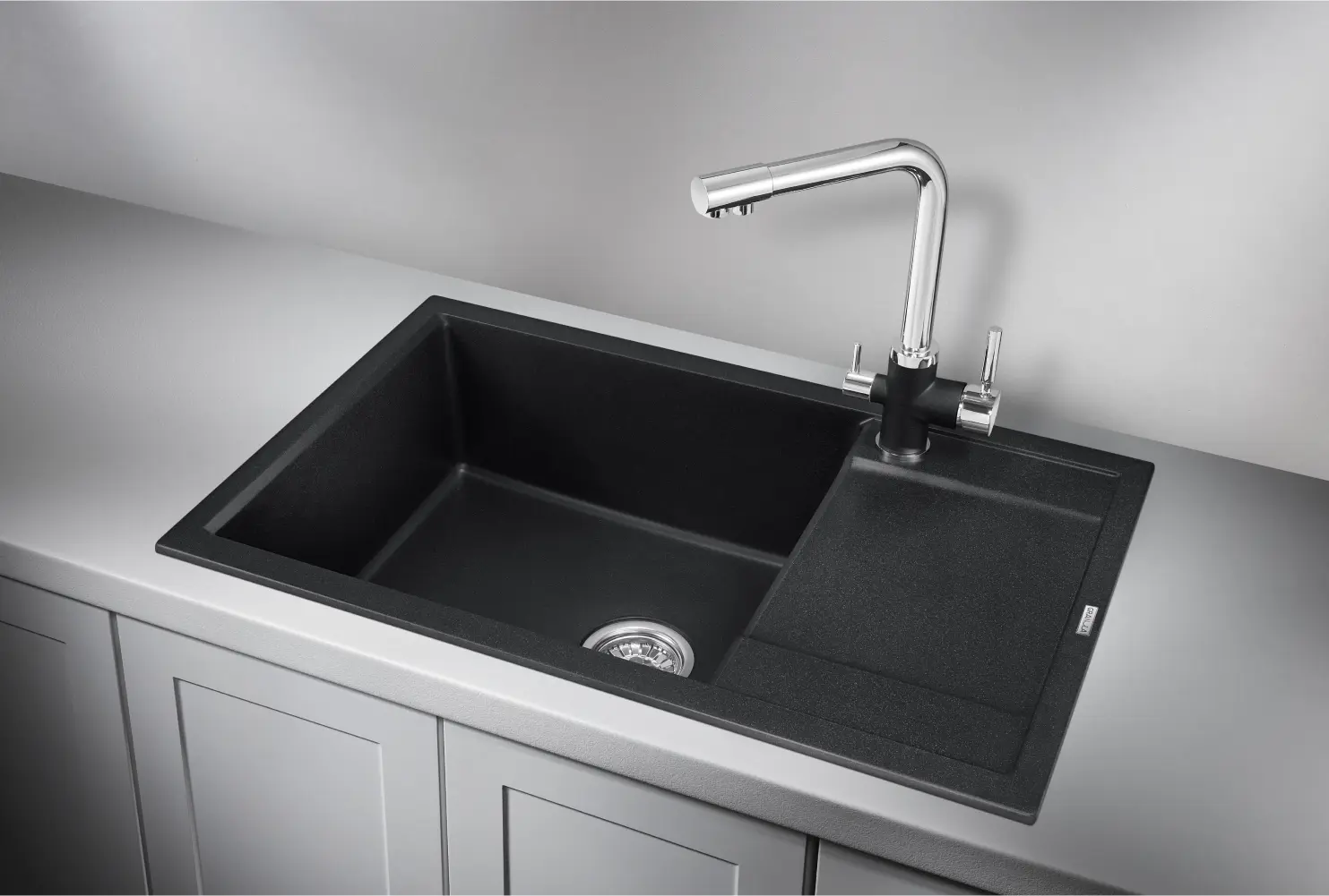 Изображение товара Мойка для кухни врезная Granula GR-7805 50x78 см глубина чаши 20 см композитный/кварц цвет черный матовый/черный мрамор