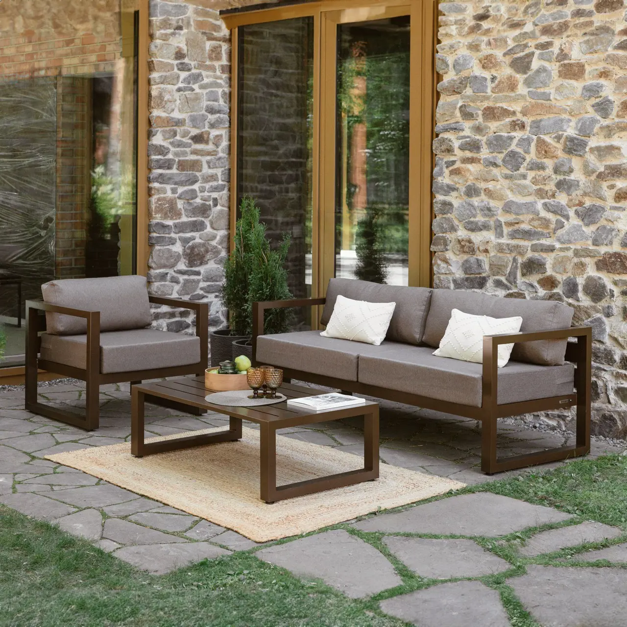 Изображение товара Набор садовой мебели Greenween Capri из алюминия с подушками 3 предмета