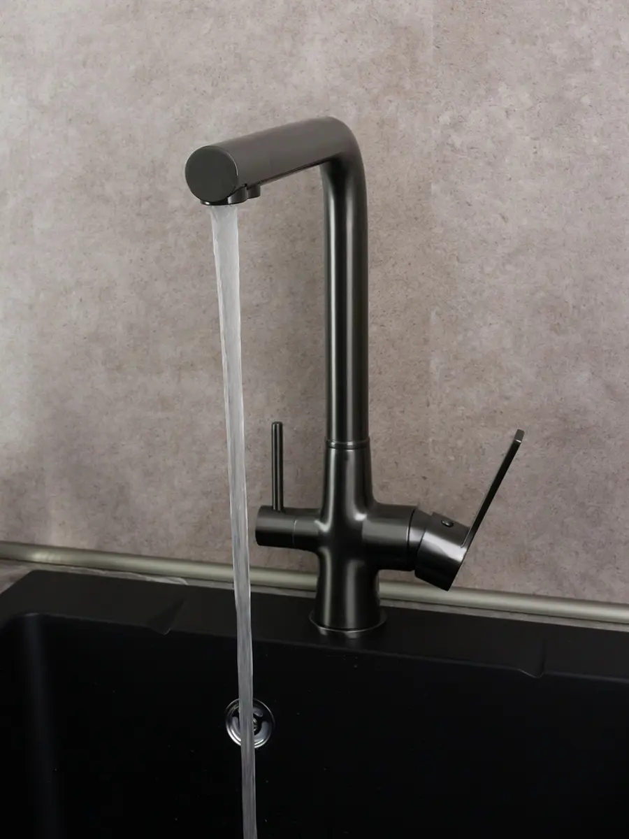 Изображение товара Смеситель для кухни Baumark BM2373 поворотный с фильтром цвета графит