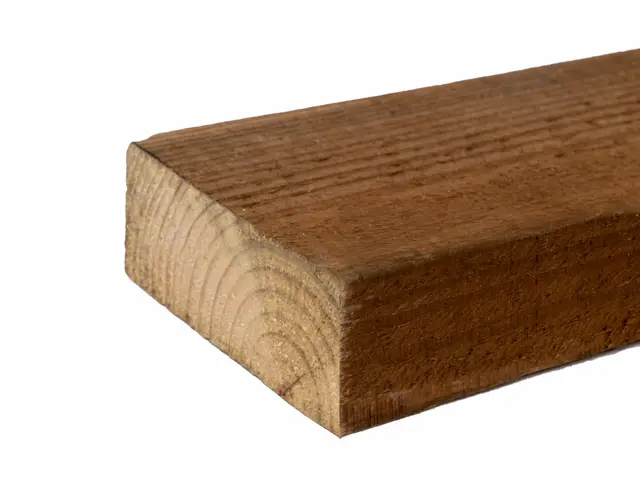 Изображение товара Доска нестроганая импрегнированная сосна 40 мм 3000 мм Венге РУСШПАЛА