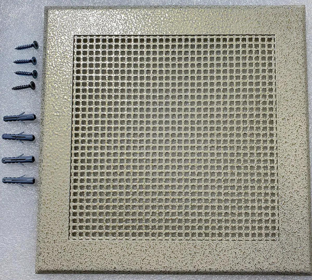 Изображение товара Решетка вентиляционная Шамрай VRQ00212 200x200 мм металл цвет антик белый