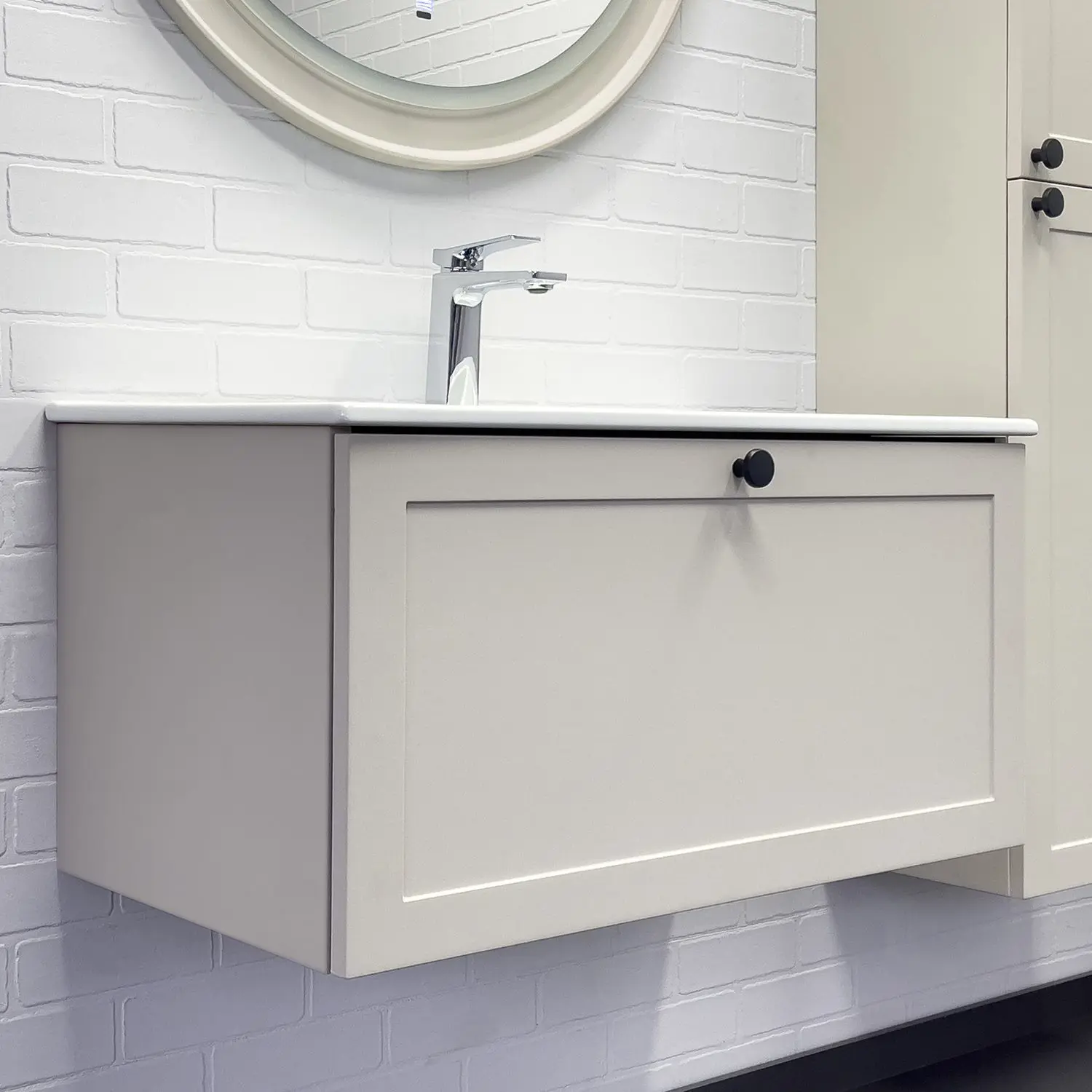 Изображение товара Тумба под раковину напольная Comforty 00-00014864 81см цвет серый