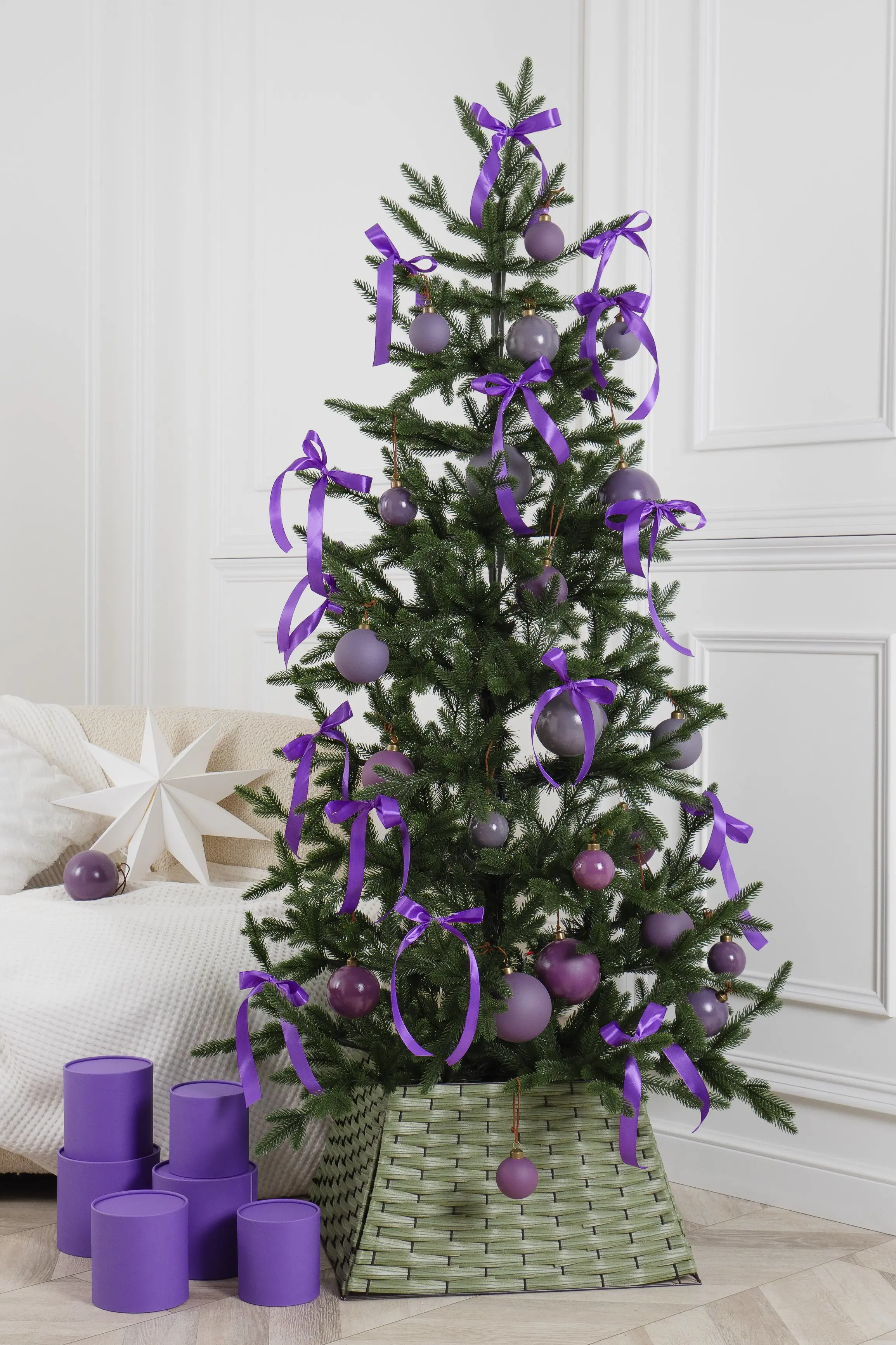 Изображение товара Искусственная елка Crystal trees KPb-51210 Искра 210 см