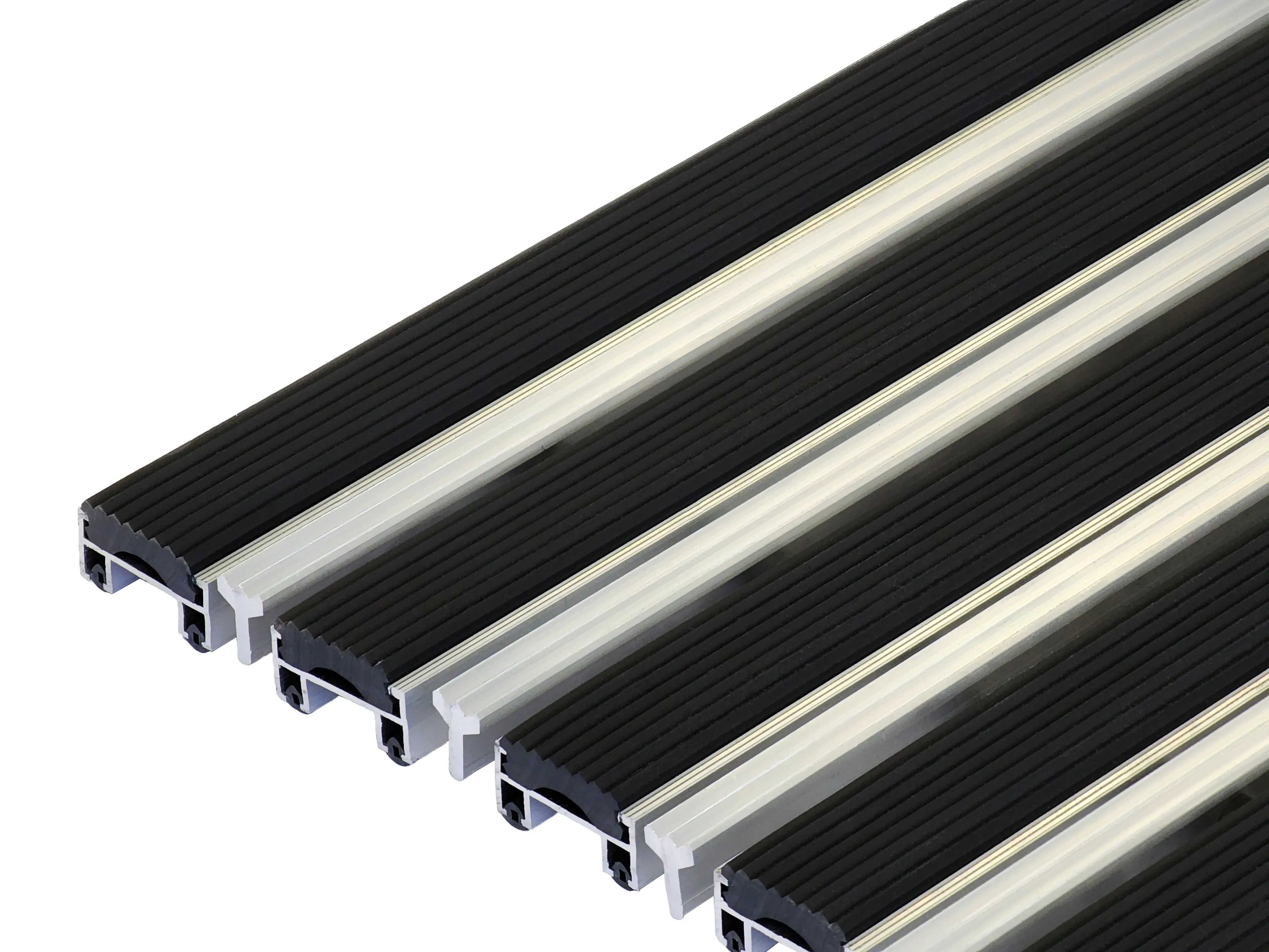 Изображение товара Придверная решетка Сититоп Эконом резина + скребок 100x50 см алюминиевая