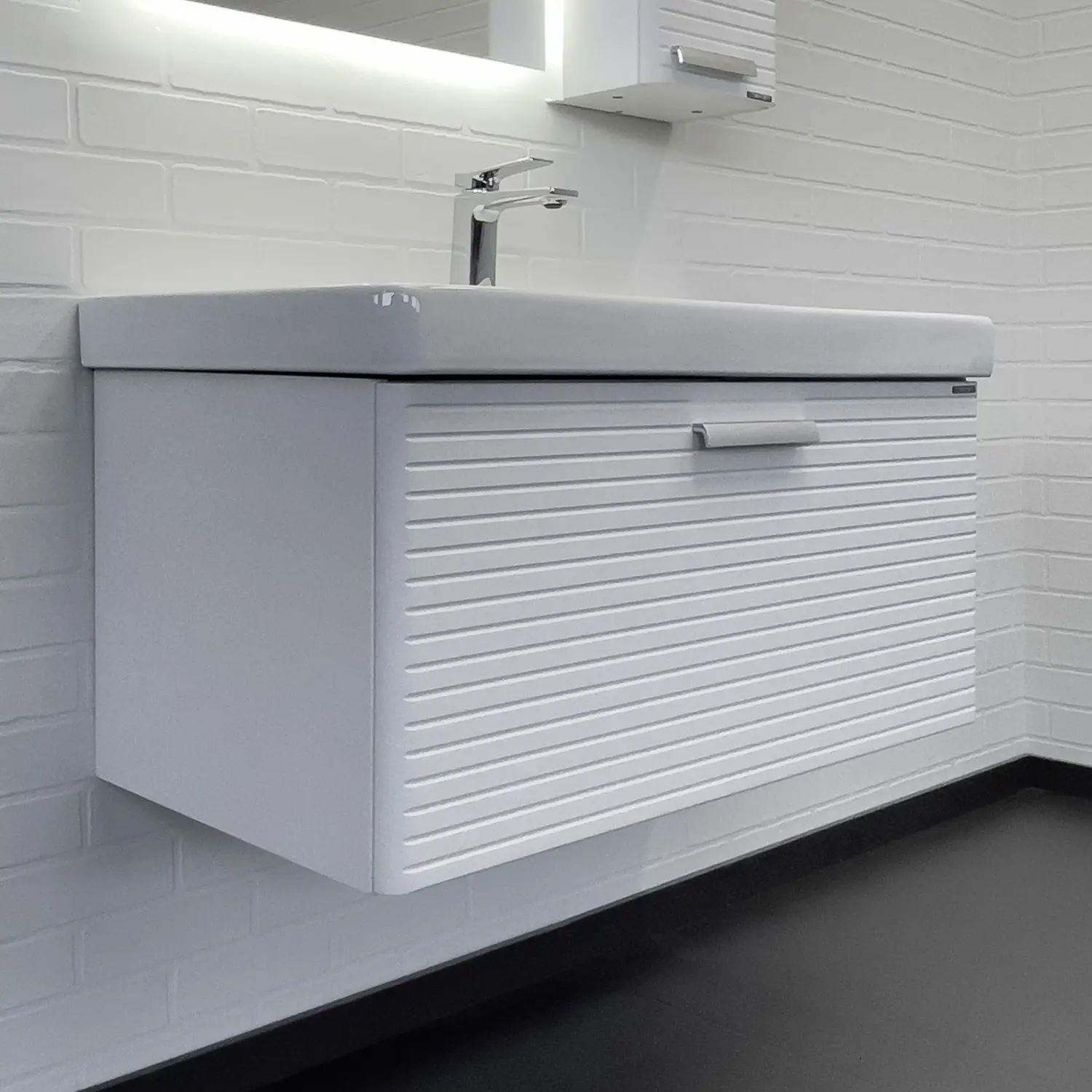 Изображение товара Тумба под раковину напольная Comforty 00-00019566 90.5см цвет белый