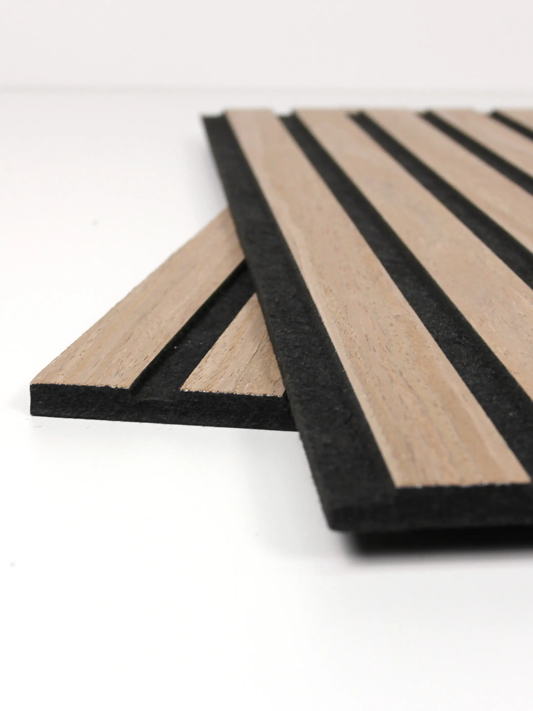 Изображение товара Декоративная акустическая панель Indeco дуб латте бежевый 900x600x8мм 0.54м²