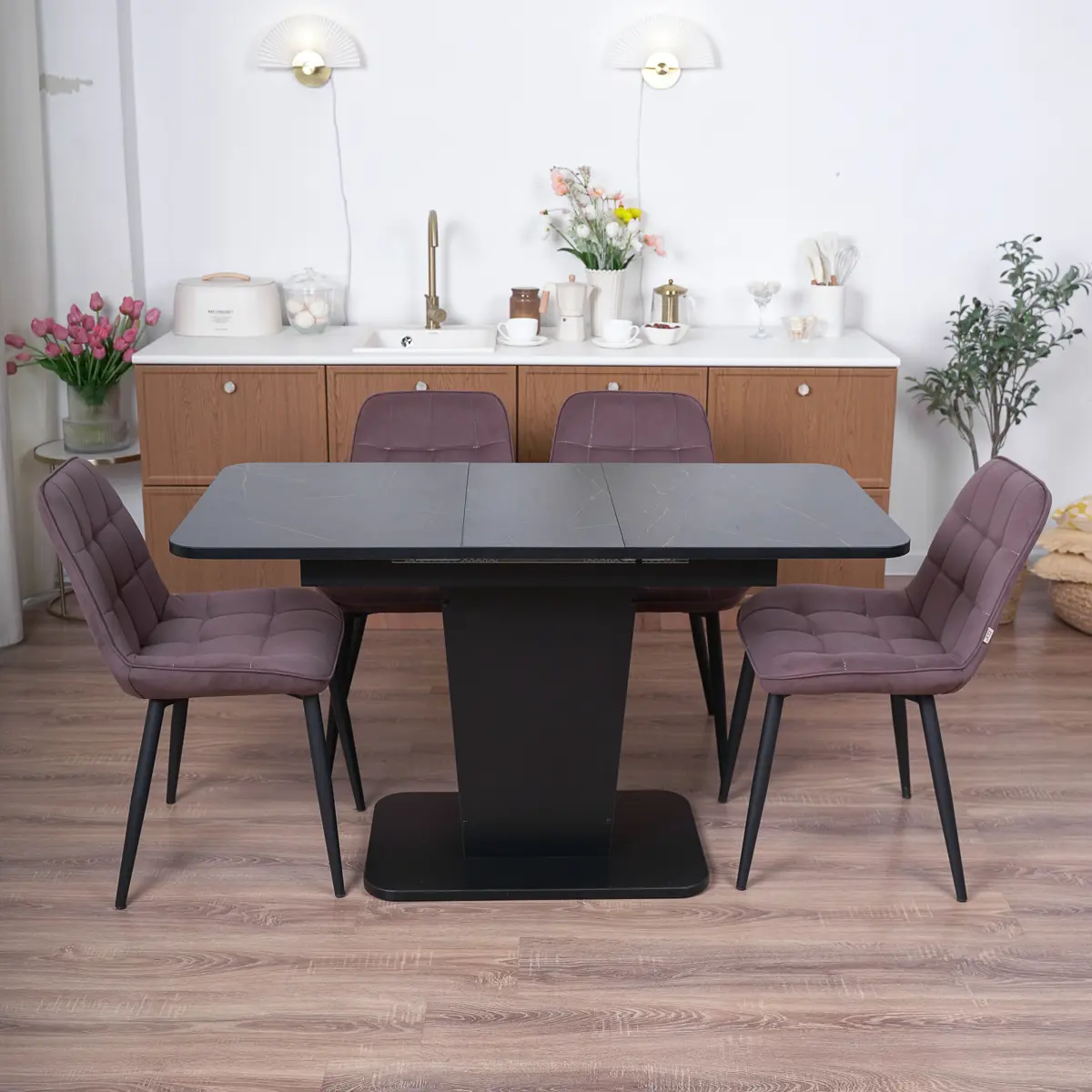 Изображение товара Кухонный раздвижной стол Frenesie Грант 108-138 см черный стиль лофт