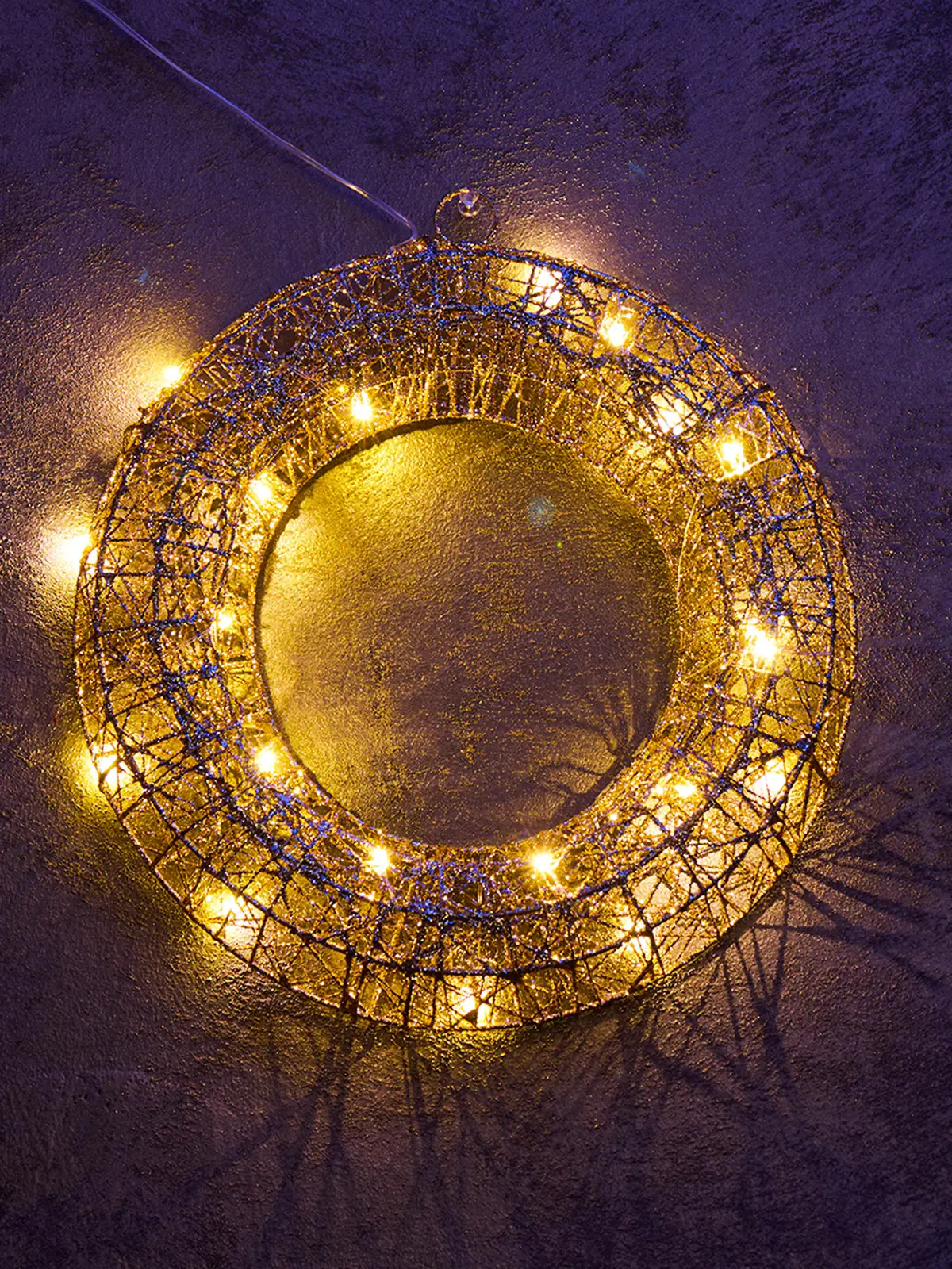 Изображение товара Светящаяся электрическая фигура Luazon Lighting Венок 10517812 30x30x5 см