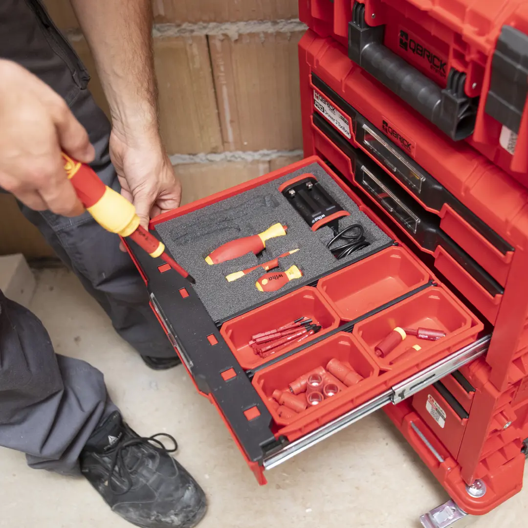 Изображение товара Ящик для инструментов Qbrick System QS Pro Drawer 3 Toolbox Expert Red Ultra HD 32x46x26 см, abs-пластик