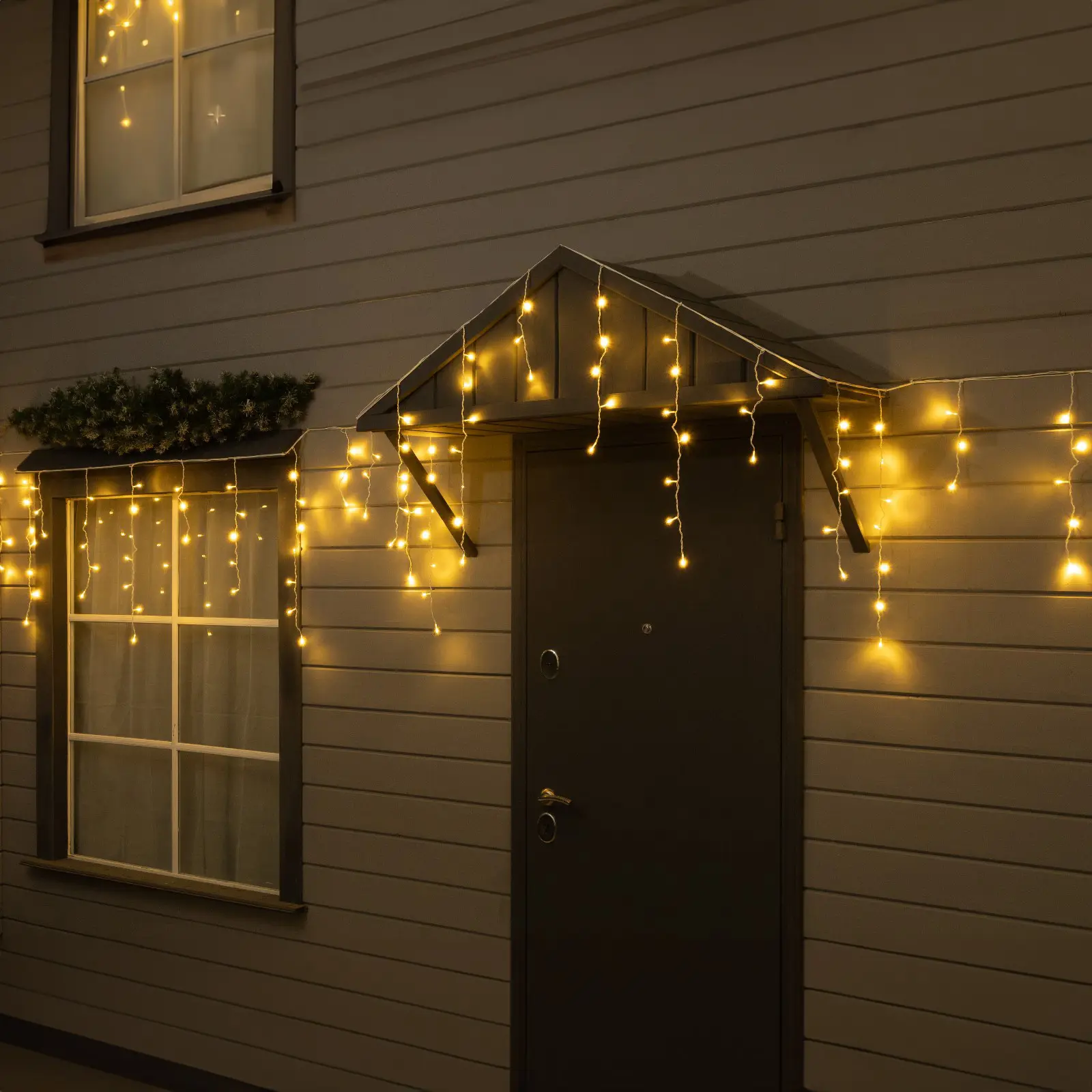 Изображение товара Электрогирлянда комнатная Luazon lighting 10610429 6 м 120 ламп 1 режим работы